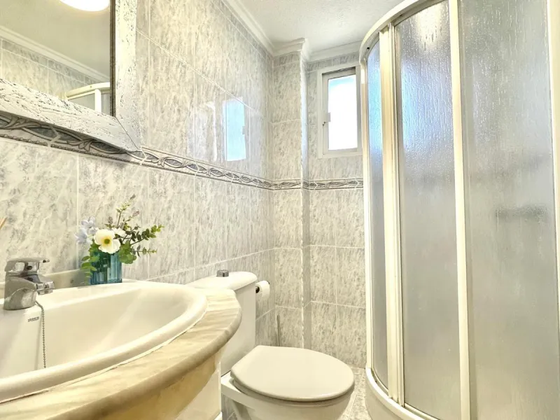 1 BEDROOM, 1 BATHROOM APARTMENT IN LA SIESTA