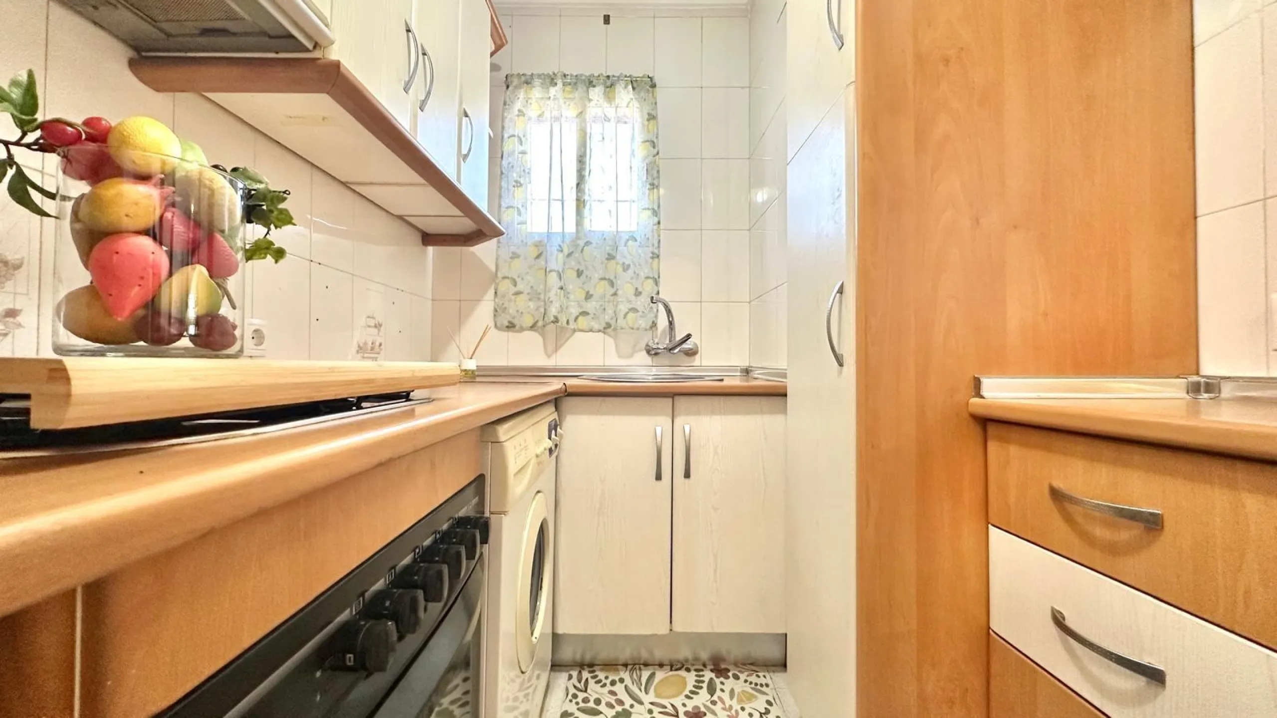 1 BEDROOM, 1 BATHROOM APARTMENT IN LA SIESTA