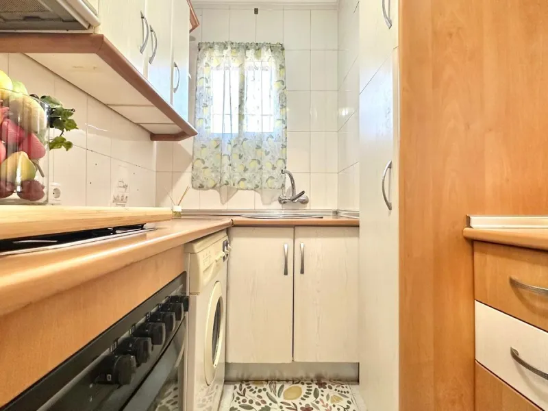 1 BEDROOM, 1 BATHROOM APARTMENT IN LA SIESTA
