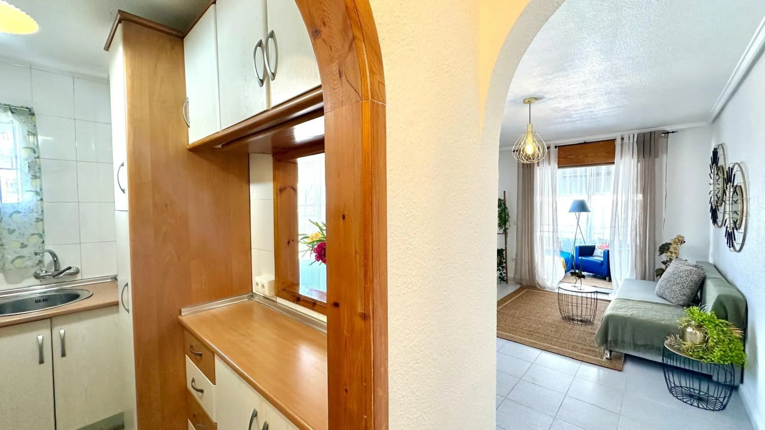 1 BEDROOM, 1 BATHROOM APARTMENT IN LA SIESTA
