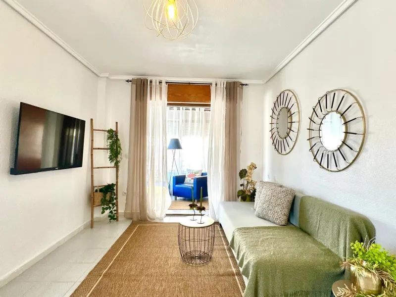 1 BEDROOM, 1 BATHROOM APARTMENT IN LA SIESTA