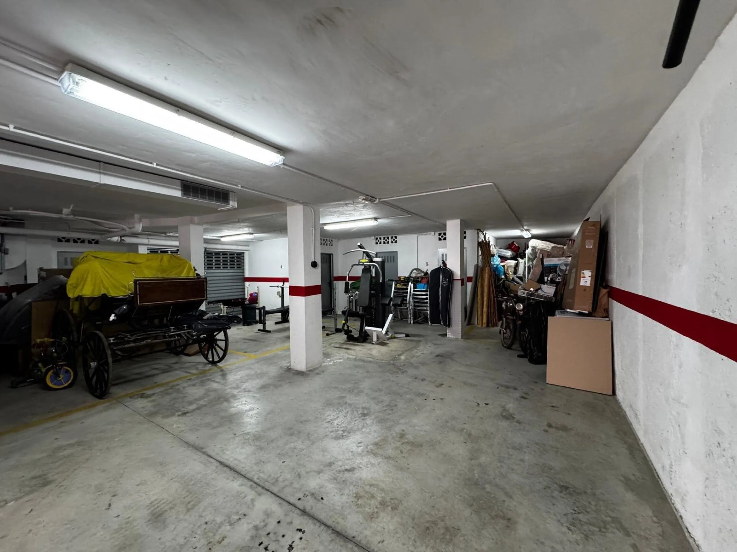 A COMPLETE BUILDING COMPRISING 4 FLATS, BUILT TO A HIGH STANDARD AND GUARANTEED TO BE PROFITABLE