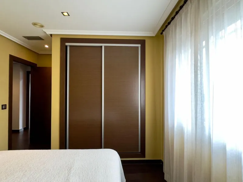 A COMPLETE BUILDING COMPRISING 4 FLATS, BUILT TO A HIGH STANDARD AND GUARANTEED TO BE PROFITABLE