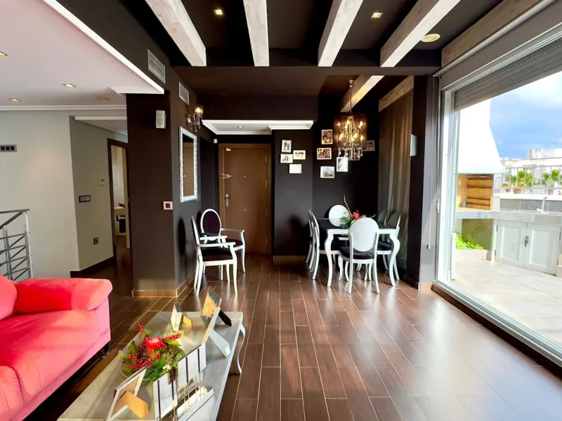 A COMPLETE BUILDING COMPRISING 4 FLATS, BUILT TO A HIGH STANDARD AND GUARANTEED TO BE PROFITABLE