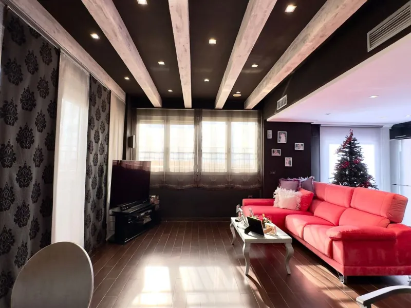 A COMPLETE BUILDING COMPRISING 4 FLATS, BUILT TO A HIGH STANDARD AND GUARANTEED TO BE PROFITABLE