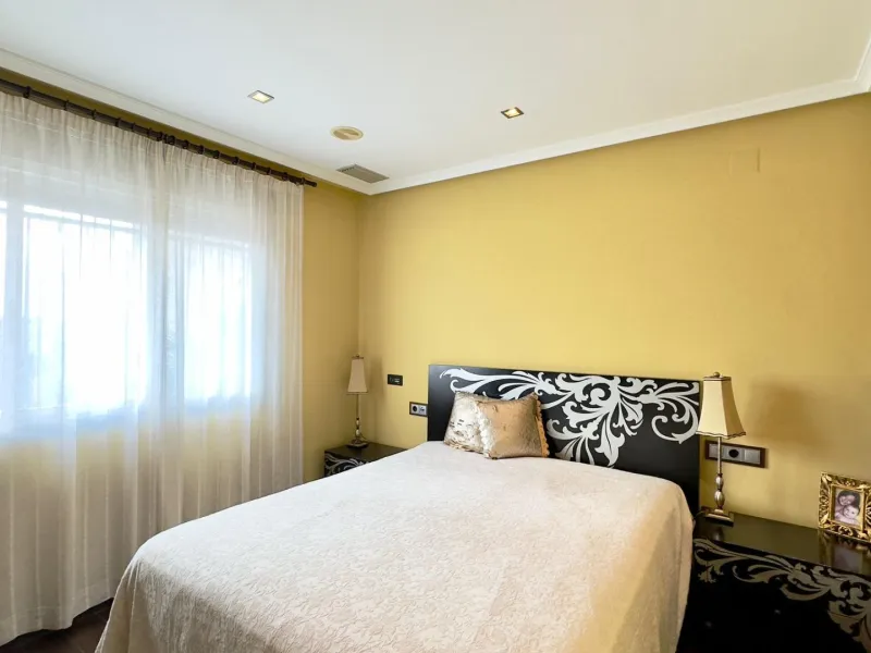 A COMPLETE BUILDING COMPRISING 4 FLATS, BUILT TO A HIGH STANDARD AND GUARANTEED TO BE PROFITABLE
