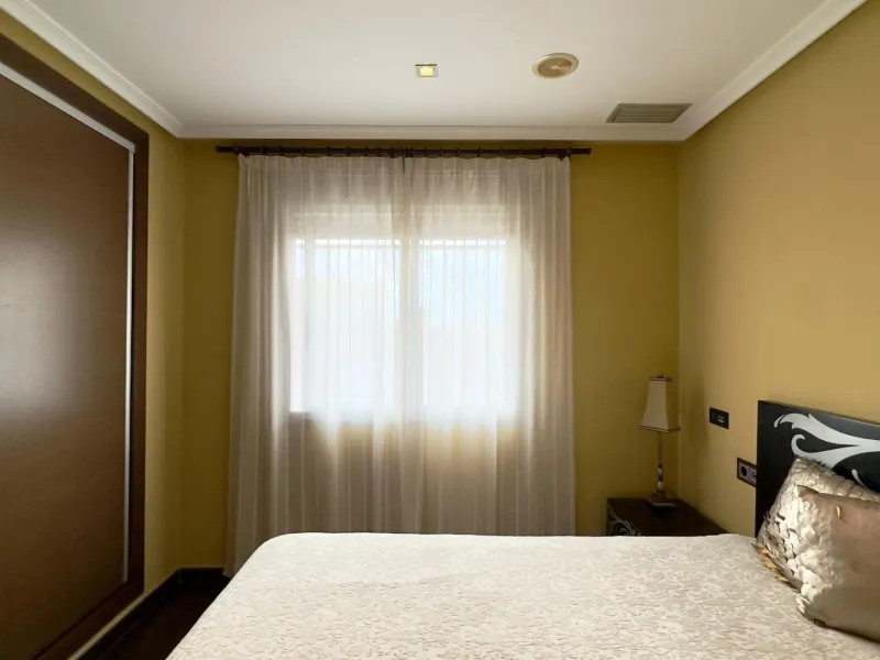 A COMPLETE BUILDING COMPRISING 4 FLATS, BUILT TO A HIGH STANDARD AND GUARANTEED TO BE PROFITABLE