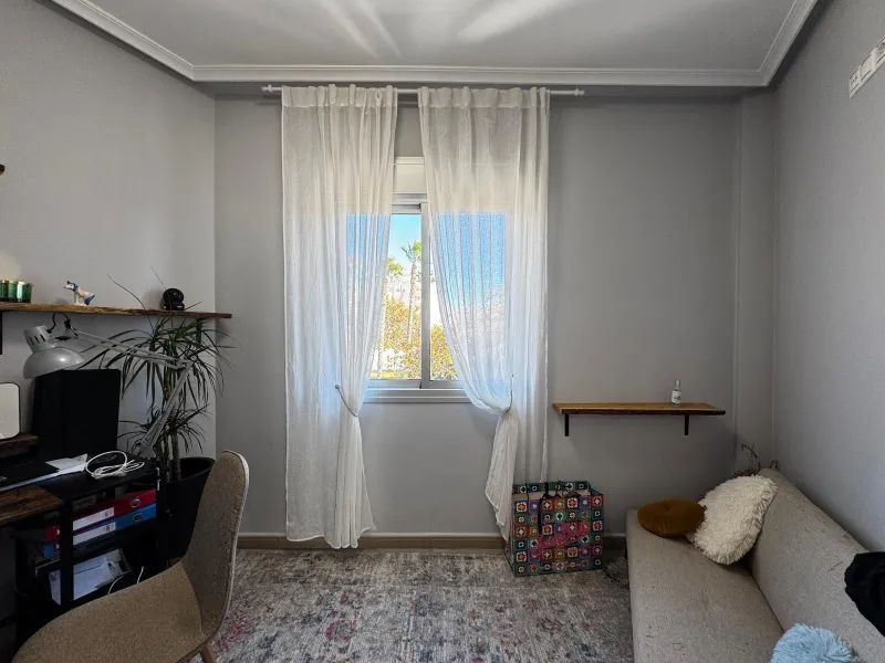 A COMPLETE BUILDING COMPRISING 4 FLATS, BUILT TO A HIGH STANDARD AND GUARANTEED TO BE PROFITABLE