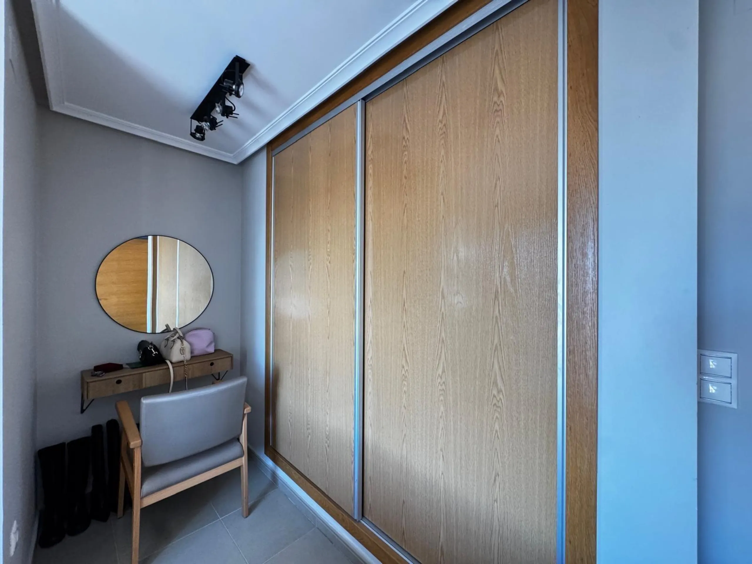 A COMPLETE BUILDING COMPRISING 4 FLATS, BUILT TO A HIGH STANDARD AND GUARANTEED TO BE PROFITABLE