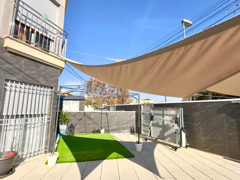 A COMPLETE BUILDING COMPRISING 4 FLATS, BUILT TO A HIGH STANDARD AND GUARANTEED TO BE PROFITABLE