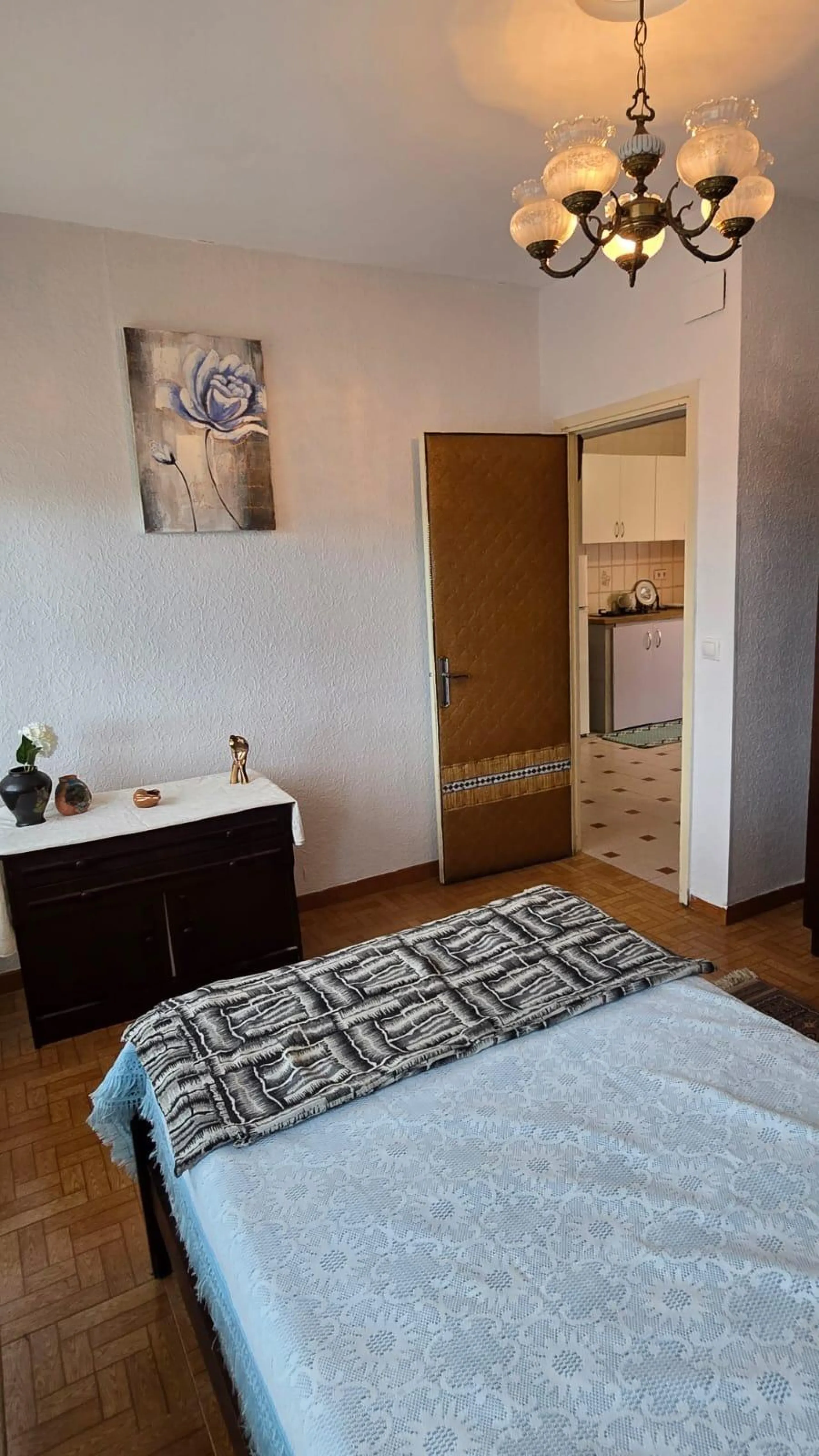 Piso soleado de 2 habitaciones en Sama (Langreo) — listo para entrar a vivir