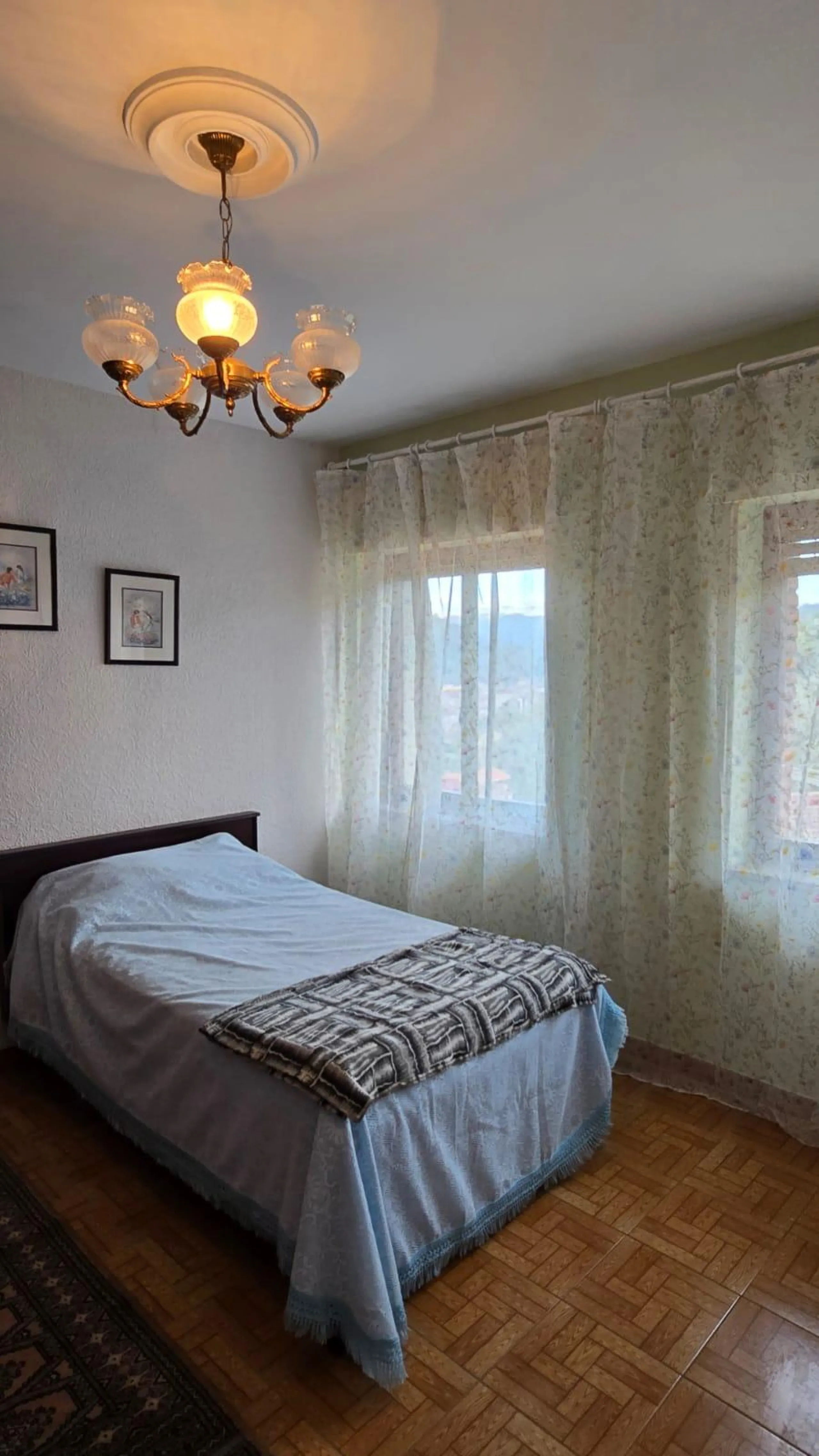 Piso soleado de 2 habitaciones en Sama (Langreo) — listo para entrar a vivir
