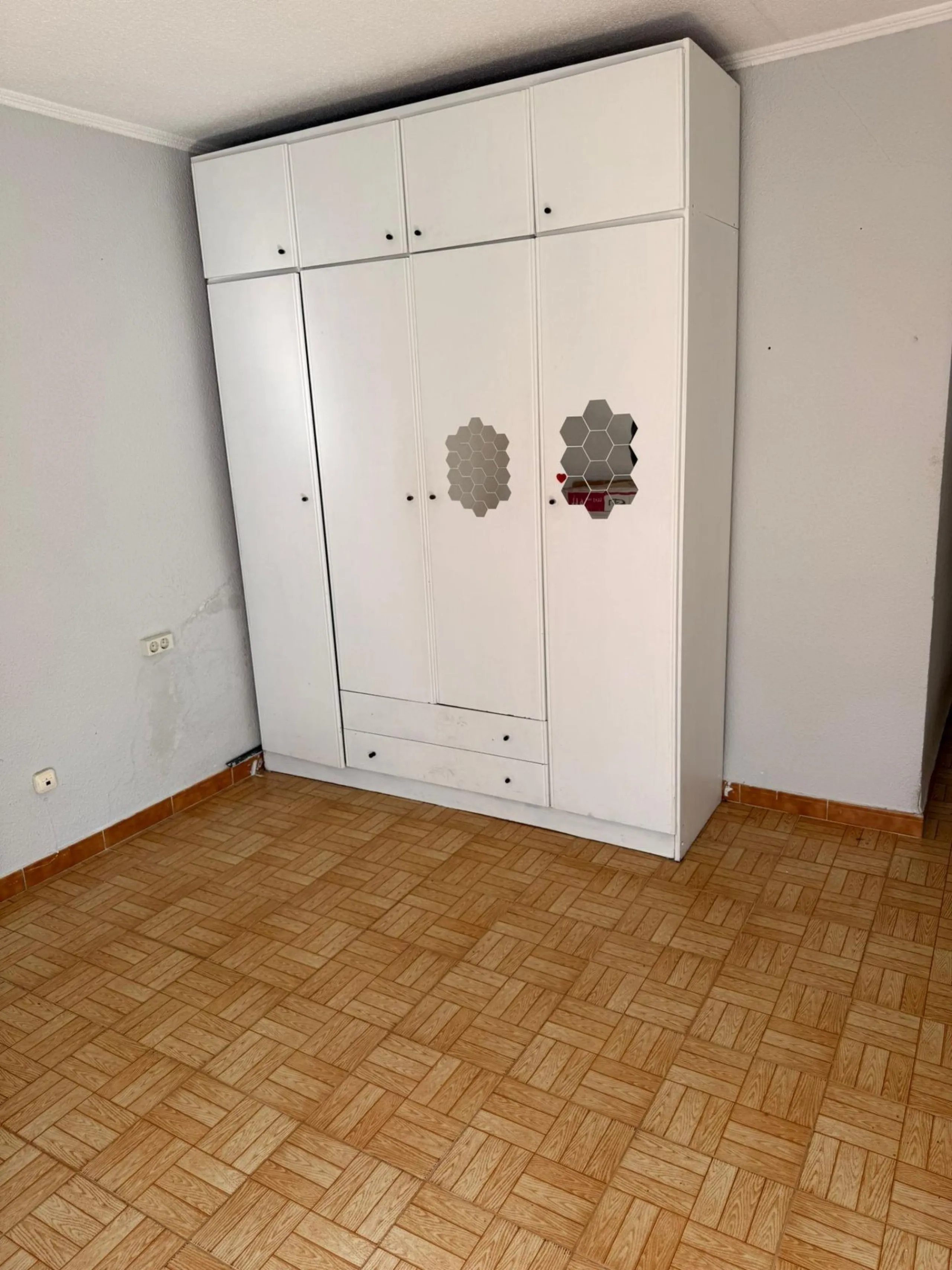 ✨ GRAN OPORTUNIDAD DE REFORMA CON TERRAZA EN ALICANTE ✨