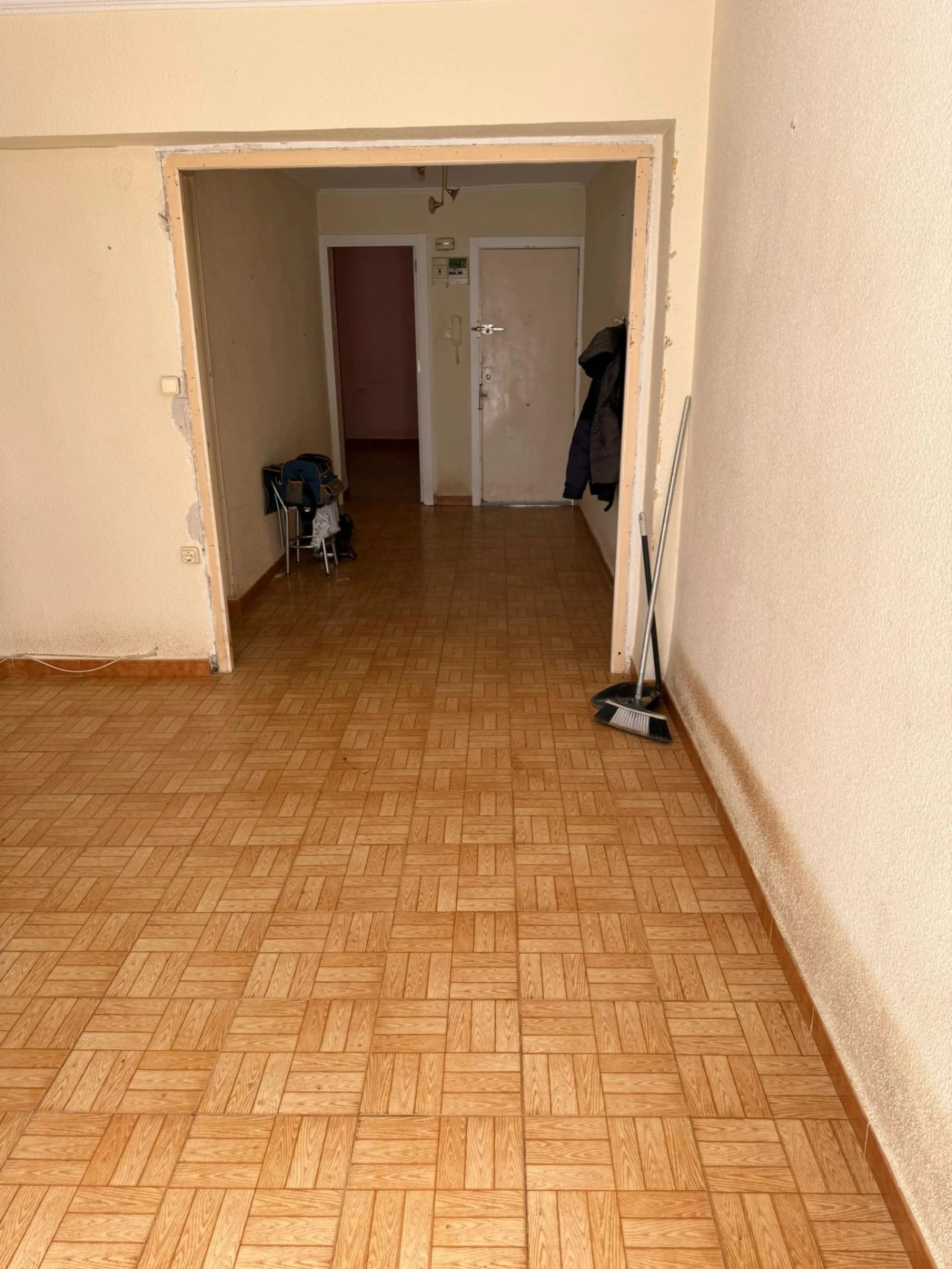 ✨ GRAN OPORTUNIDAD DE REFORMA CON TERRAZA EN ALICANTE ✨