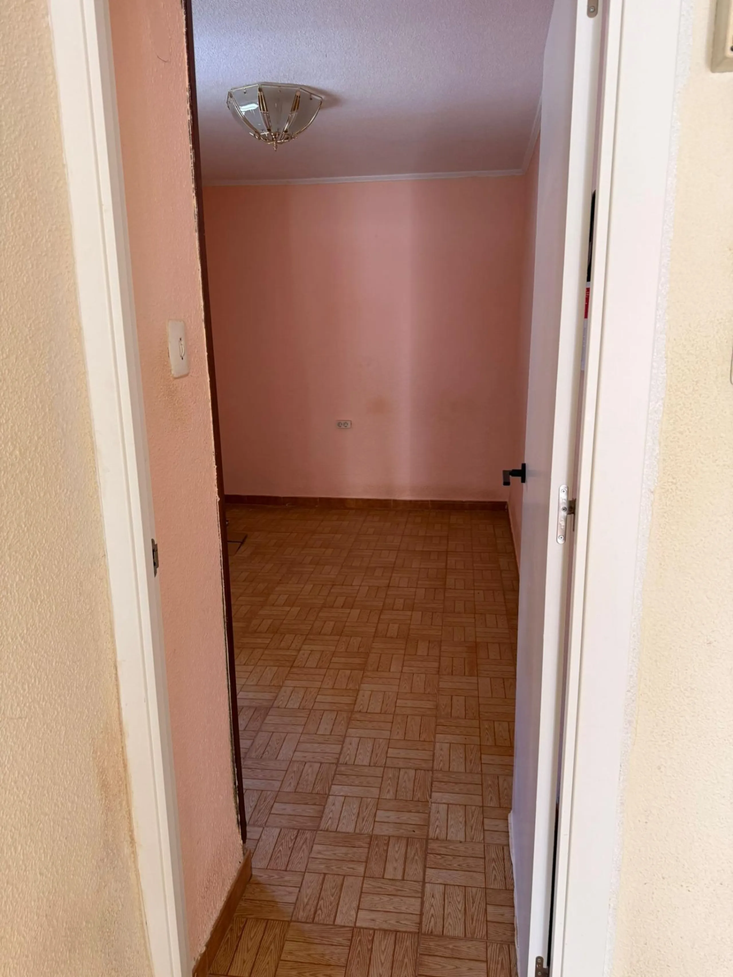 ✨ GRAN OPORTUNIDAD DE REFORMA CON TERRAZA EN ALICANTE ✨