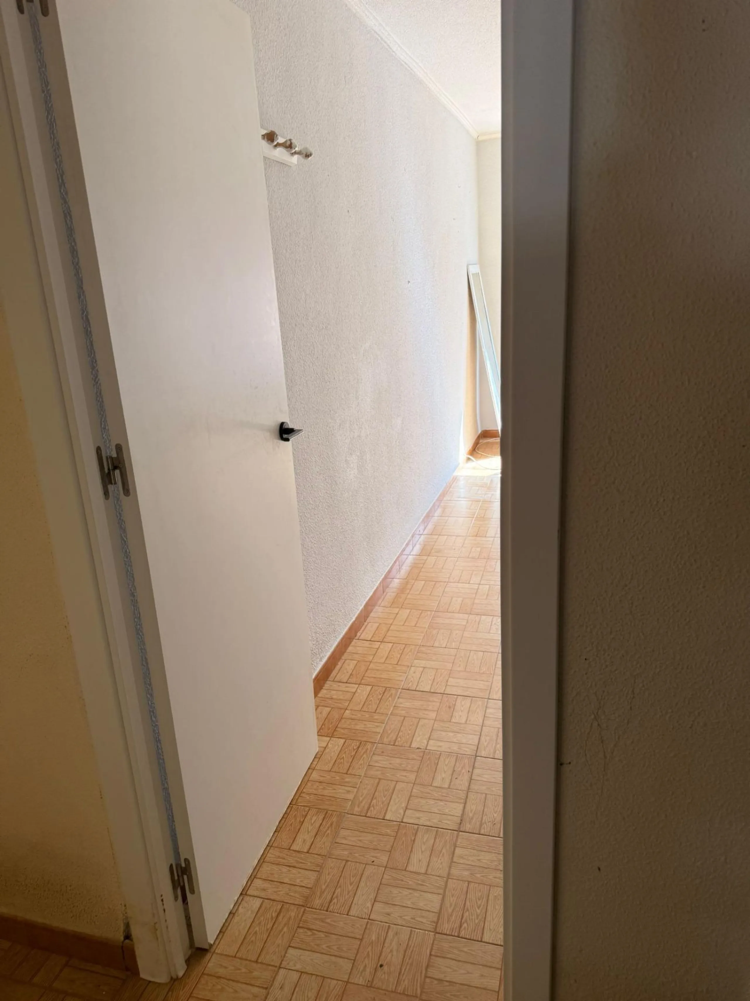 ✨ GRAN OPORTUNIDAD DE REFORMA CON TERRAZA EN ALICANTE ✨