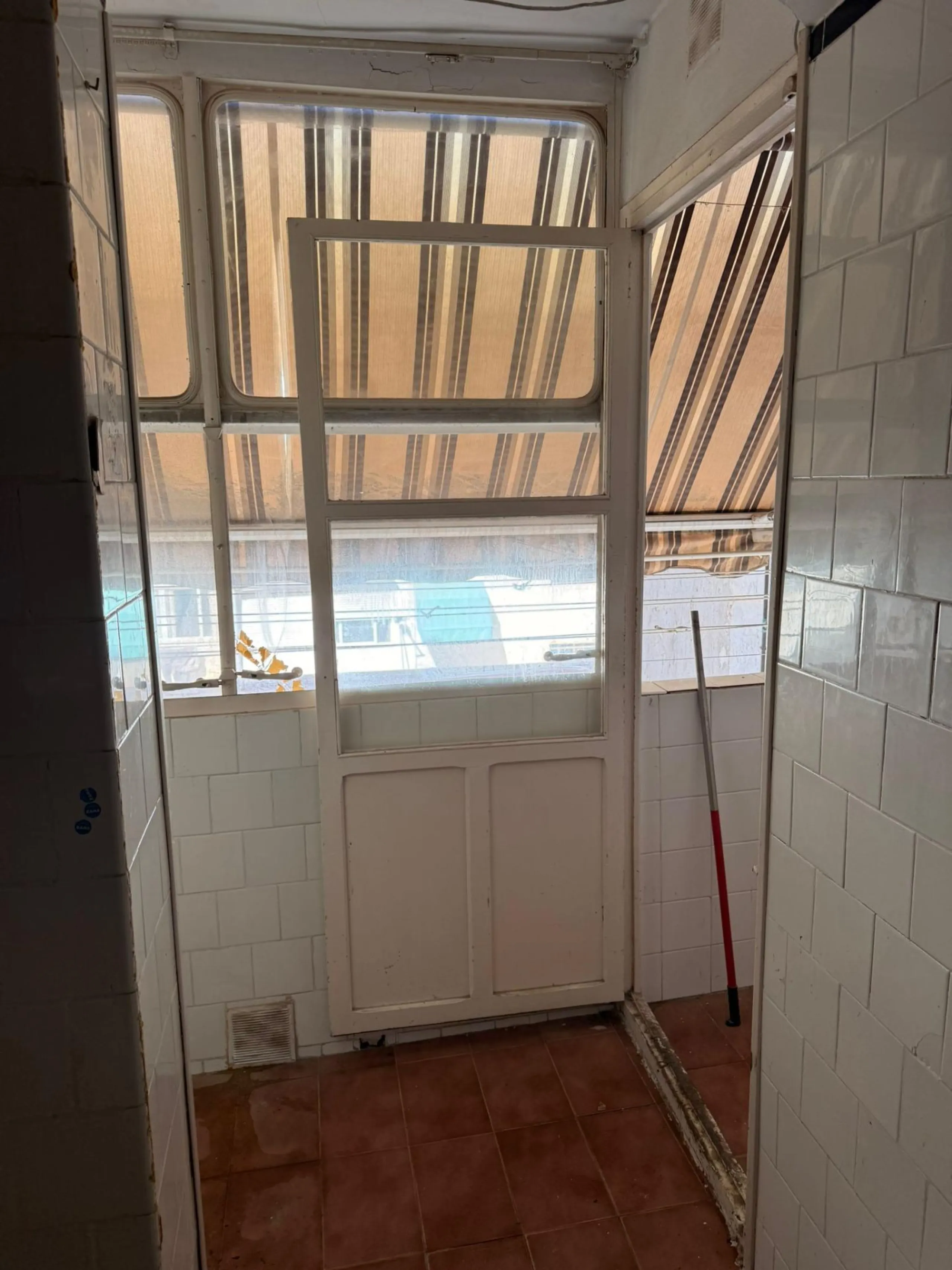 ✨ GRAN OPORTUNIDAD DE REFORMA CON TERRAZA EN ALICANTE ✨