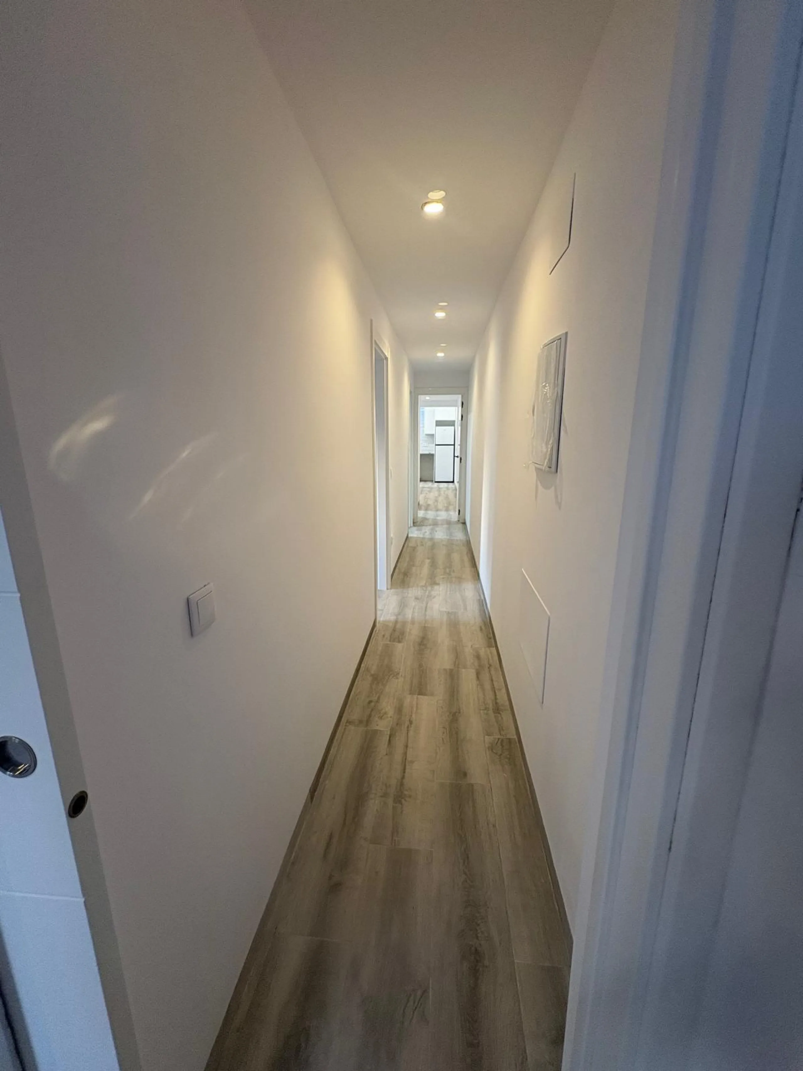 Corner townhouse with southwest orientation just 1.6 km from the sea