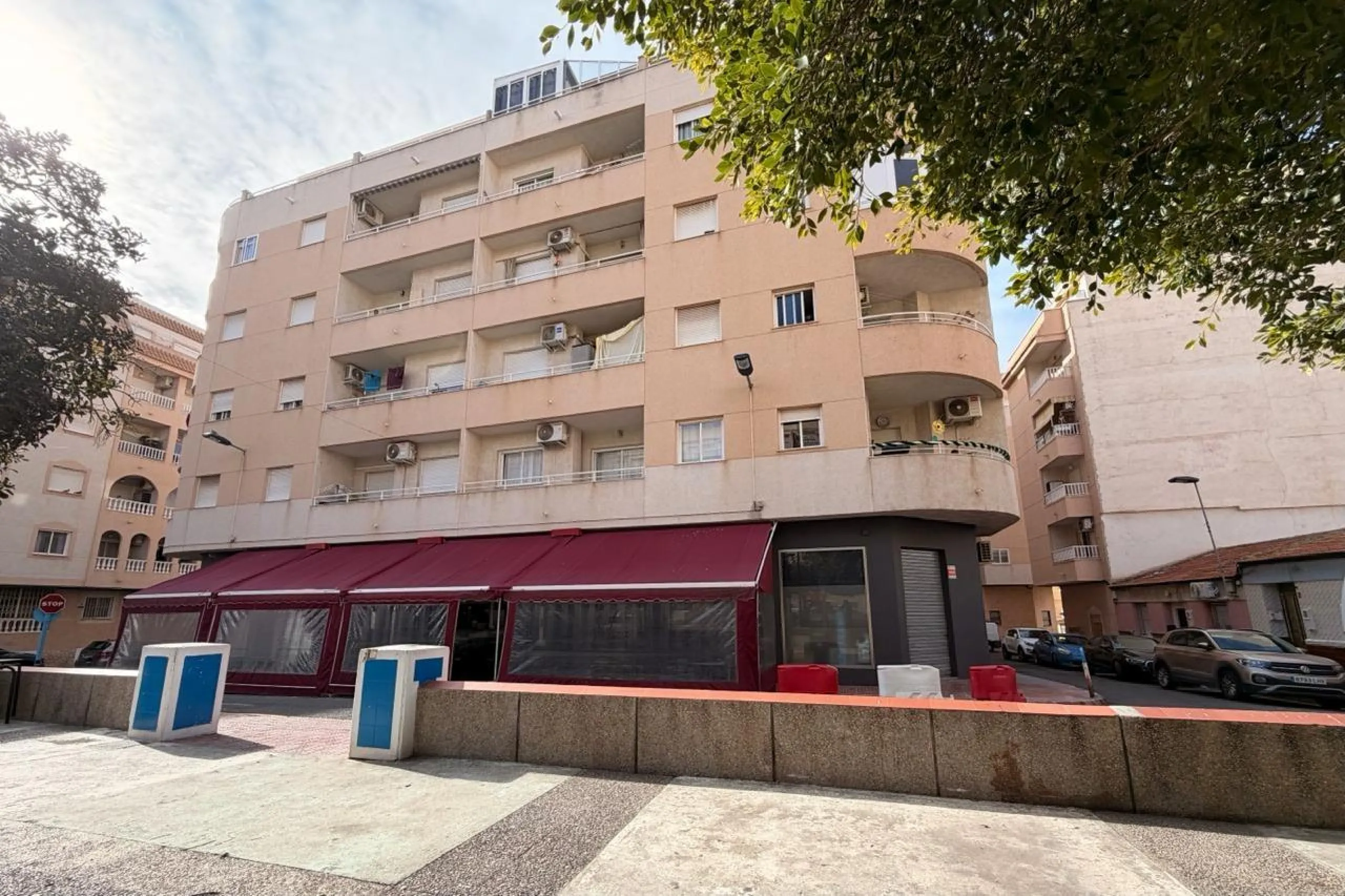 REFORMED APARTMENT WITH TWO BALCONIES