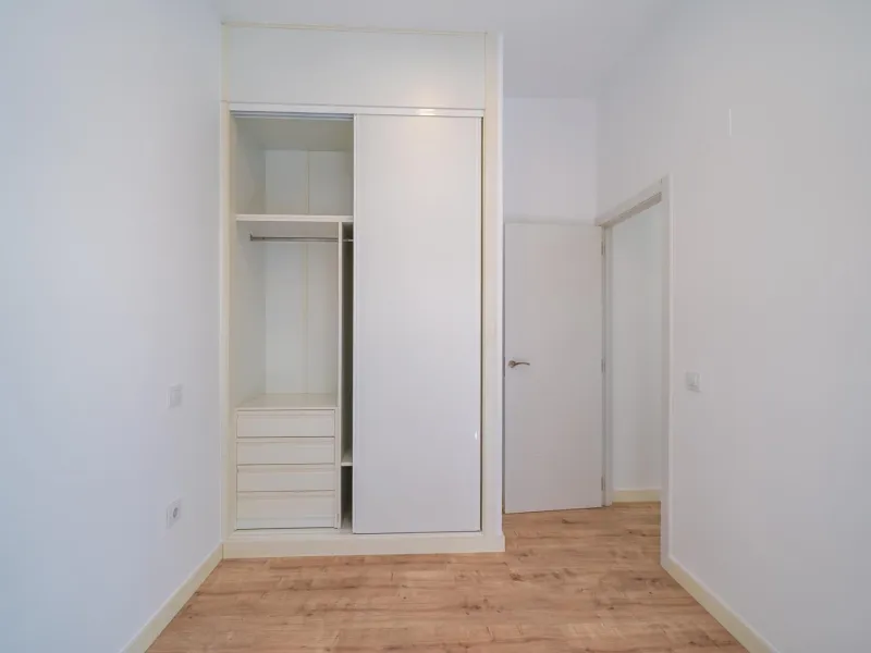 FULLY RENOVATED APARTMENT IN PALACIO, MADRID