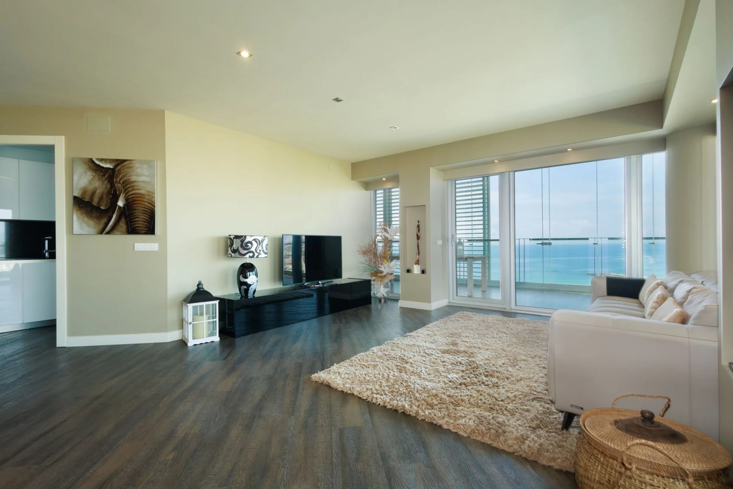 Luxury Sea-Front Apartment with Panoramic Terrace – Diagonal Mar, Barcelona