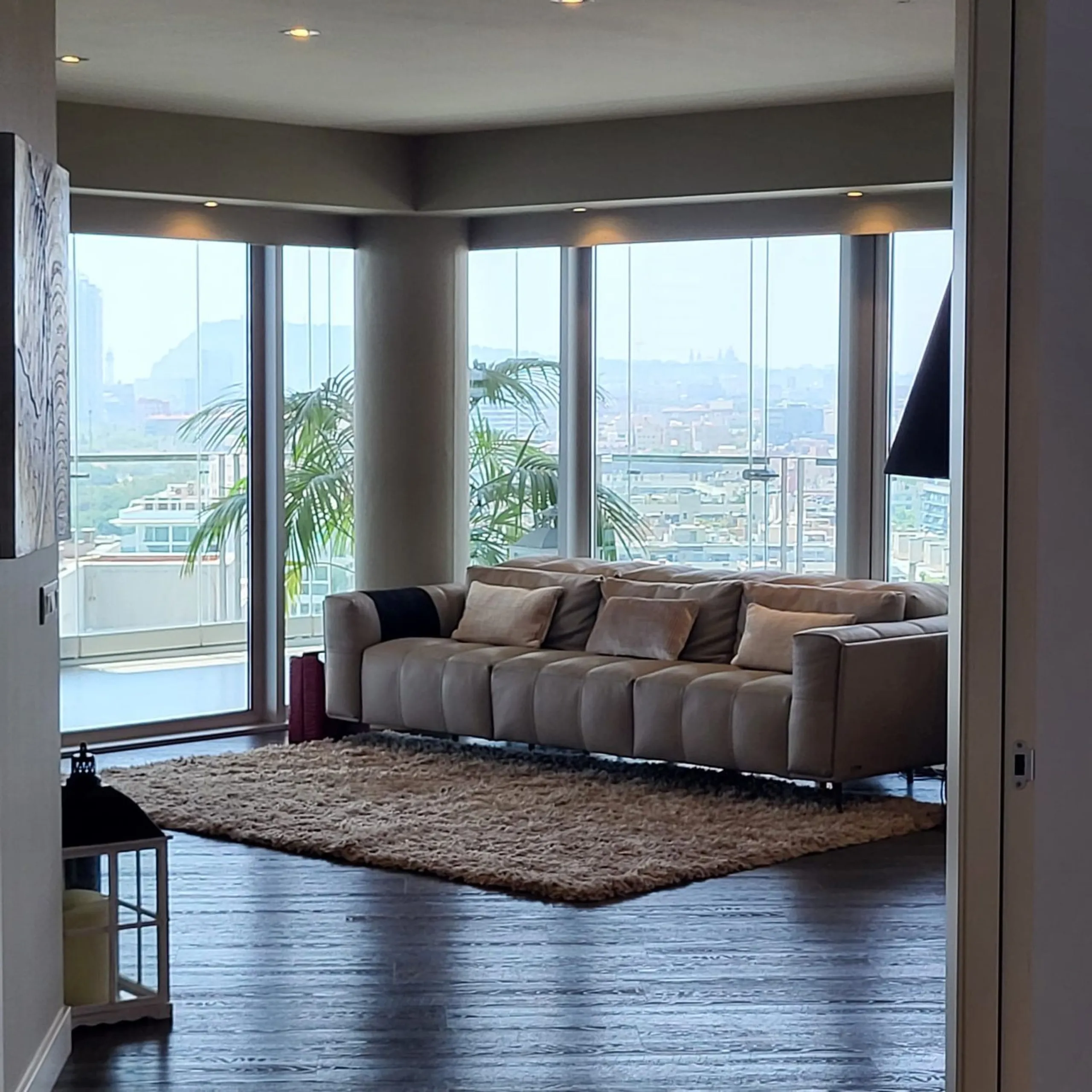 Luxury Sea-Front Apartment with Panoramic Terrace – Diagonal Mar, Barcelona