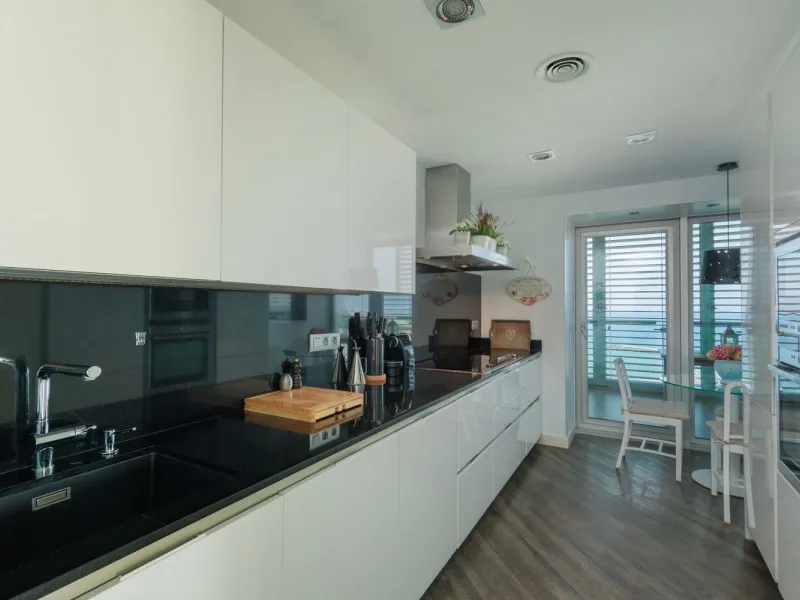 Luxury Sea-Front Apartment with Panoramic Terrace – Diagonal Mar, Barcelona