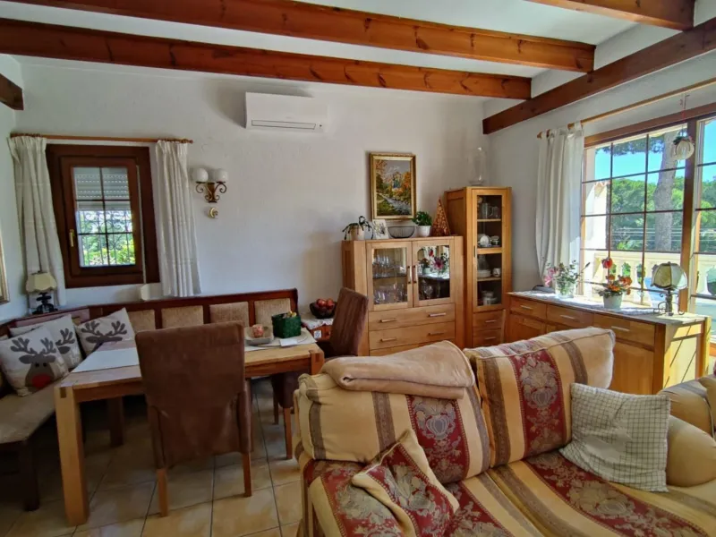 🌿☀️ Encantadora villa independiente en Moraira – amplitud, calidez y estilo mediterráneo ☀️🌿