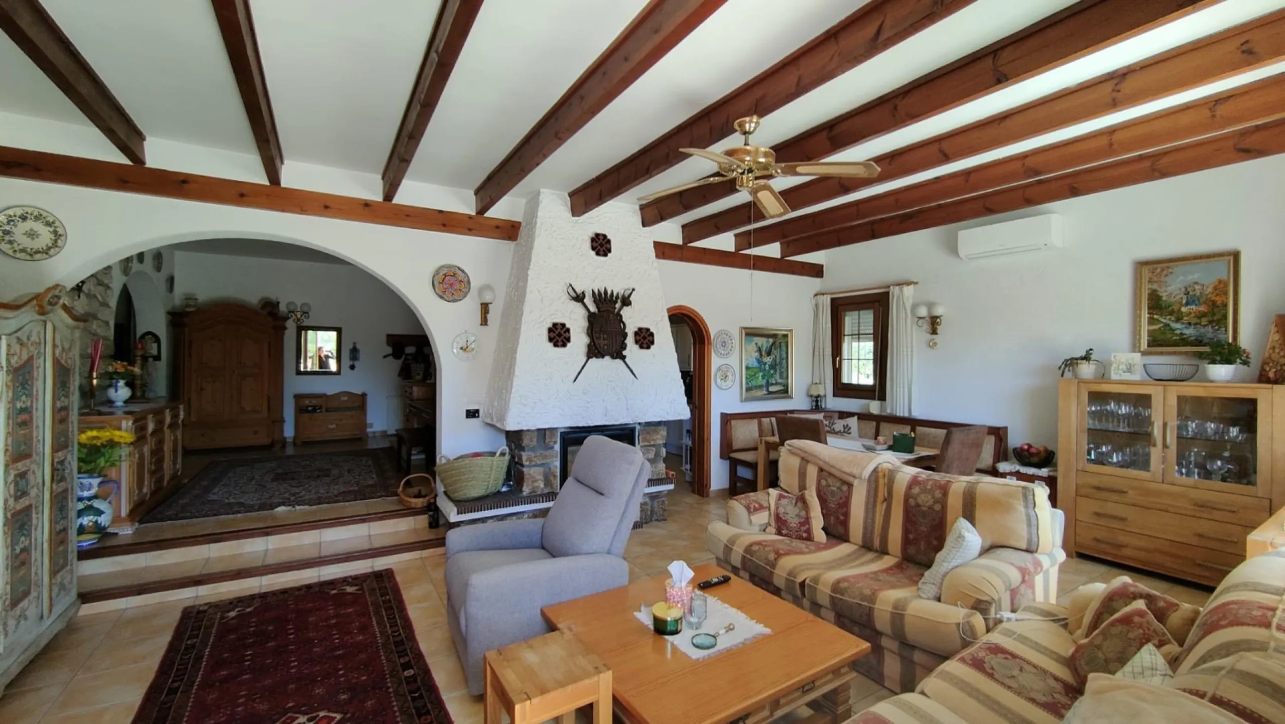 🌿☀️ Encantadora villa independiente en Moraira – amplitud, calidez y estilo mediterráneo ☀️🌿