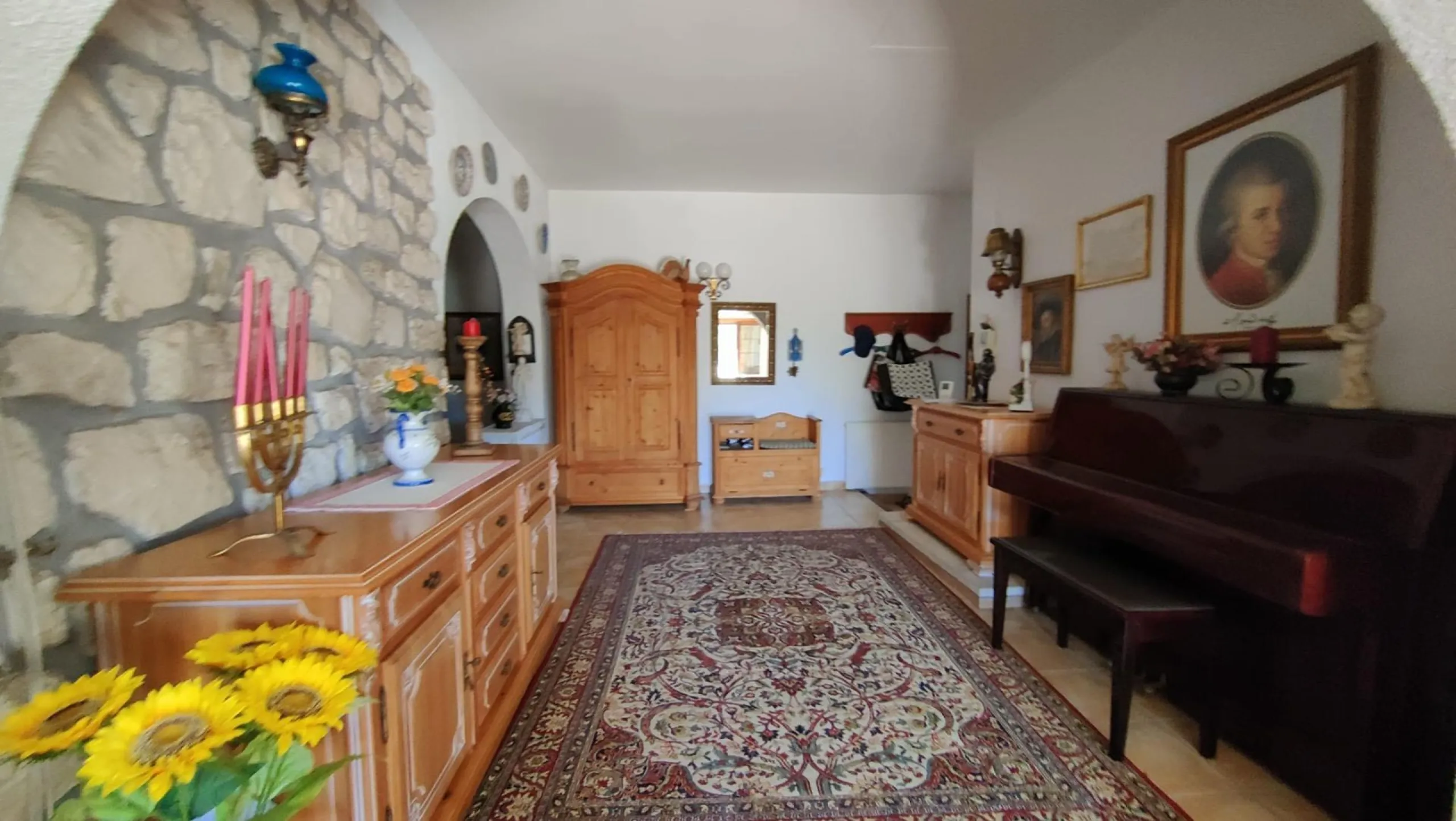 🌿☀️ Encantadora villa independiente en Moraira – amplitud, calidez y estilo mediterráneo ☀️🌿