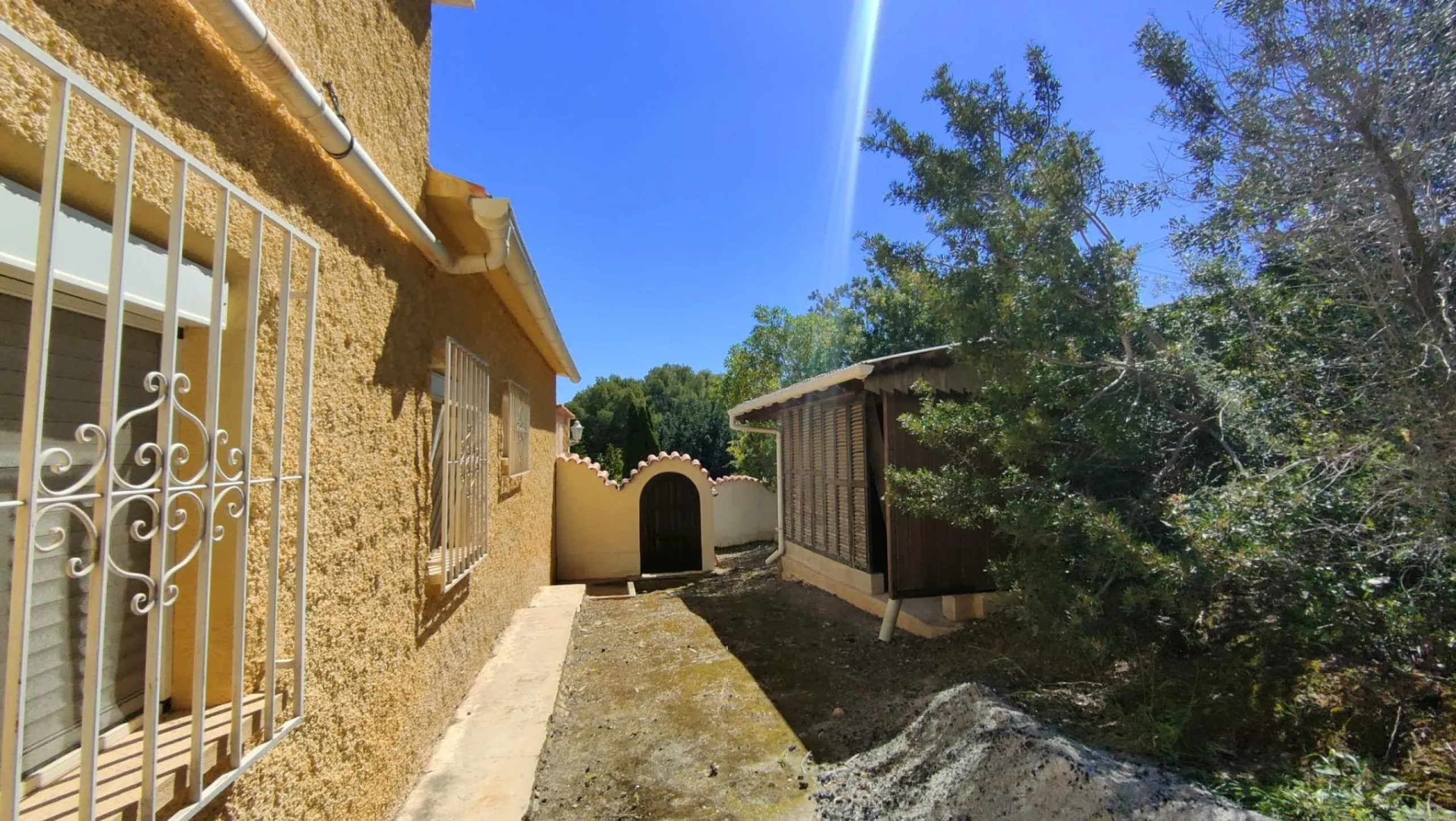 🌿☀️ Encantadora villa independiente en Moraira – amplitud, calidez y estilo mediterráneo ☀️🌿