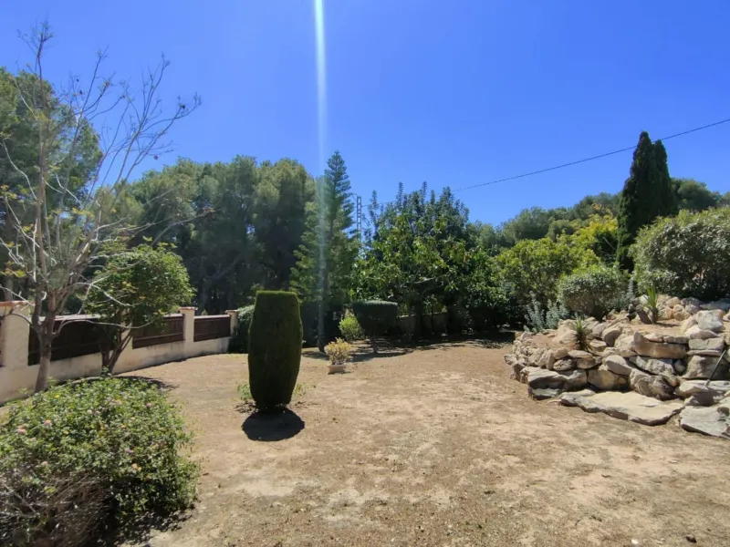 🌿☀️ Encantadora villa independiente en Moraira – amplitud, calidez y estilo mediterráneo ☀️🌿