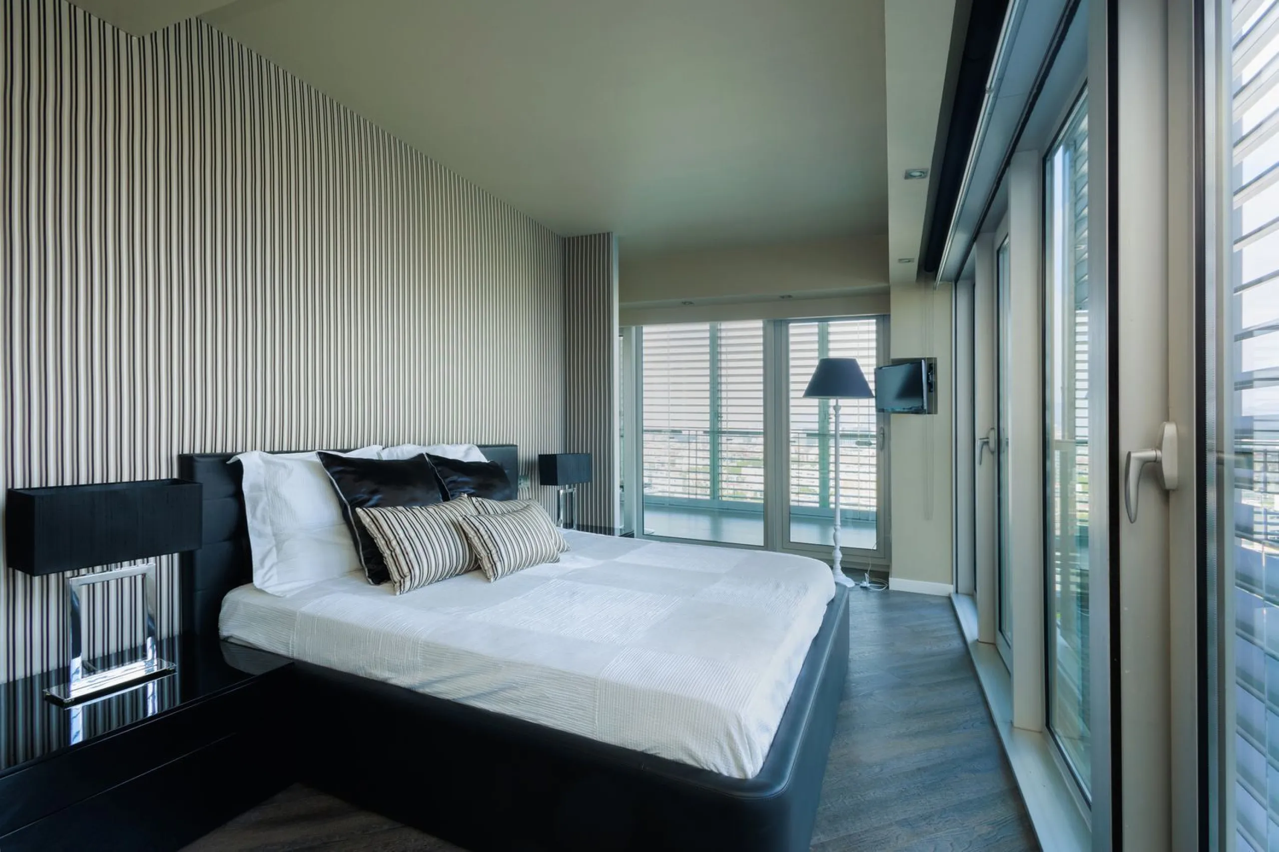 Luxury Sea-Front Apartment with Panoramic Terrace – Diagonal Mar, Barcelona