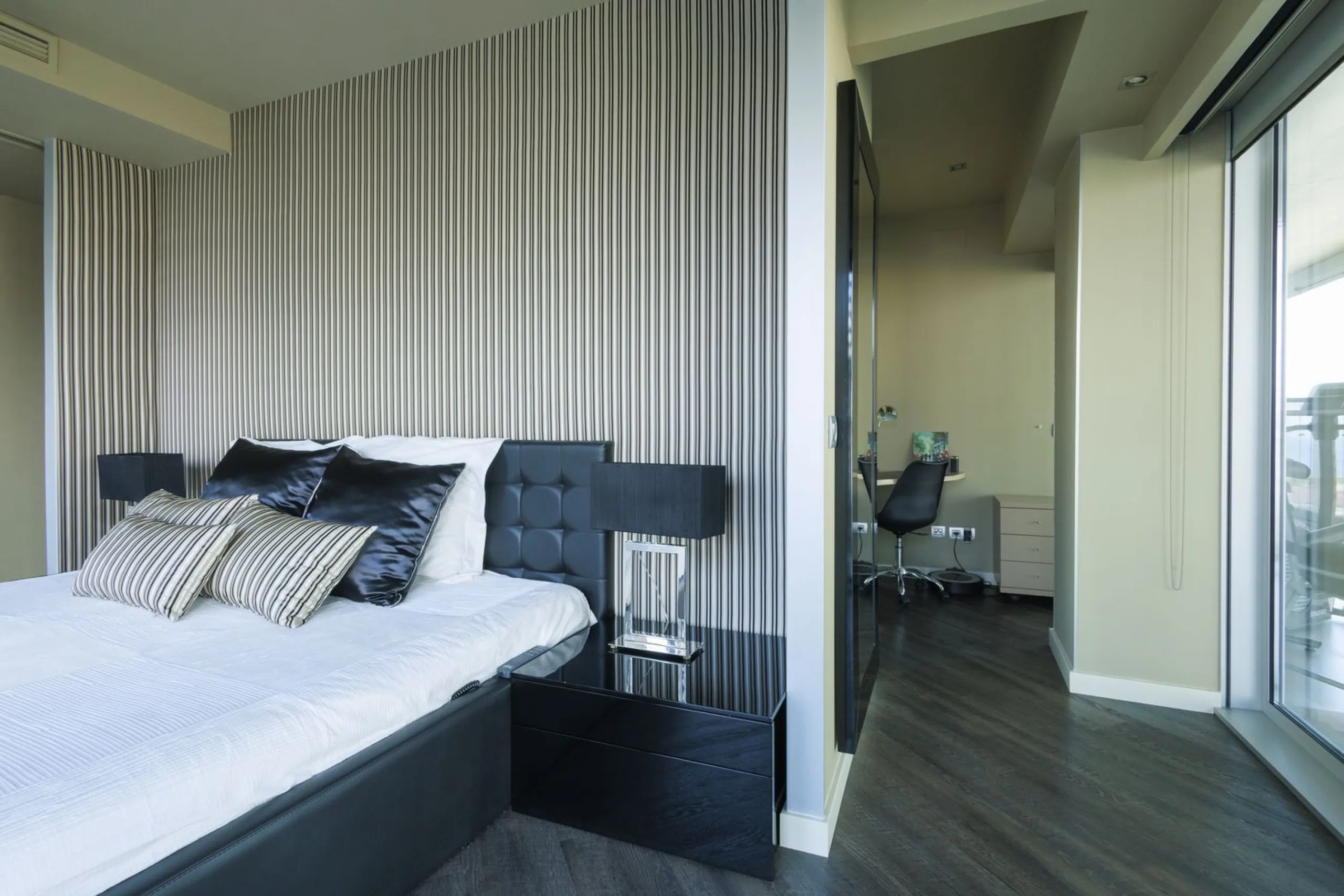 Luxury Sea-Front Apartment with Panoramic Terrace – Diagonal Mar, Barcelona