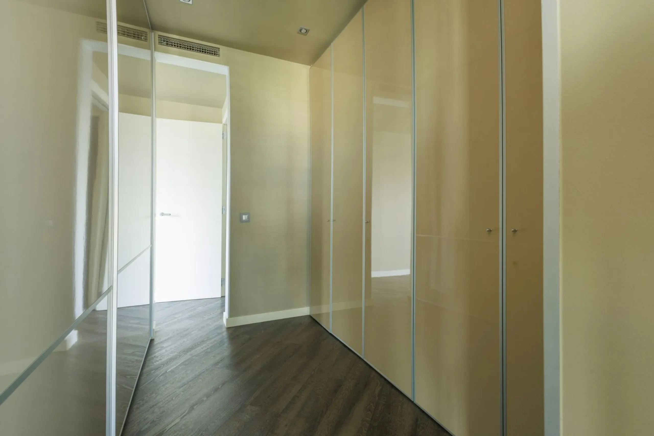 Luxury Sea-Front Apartment with Panoramic Terrace – Diagonal Mar, Barcelona