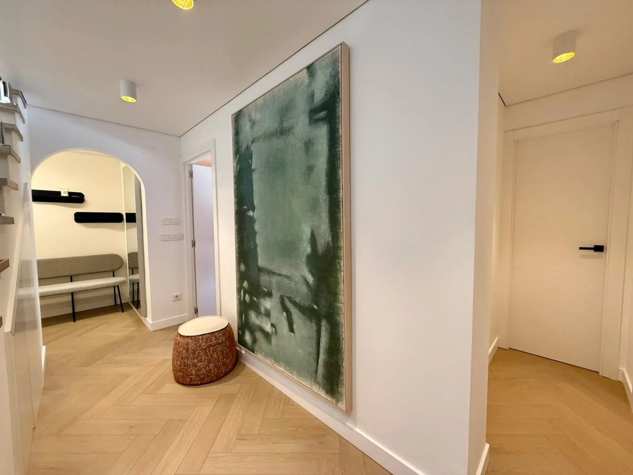 Ático dúplex con súper reforma, 4 dormitorios, piscina y terraza a 900 m del mar en Guardamar del Segura