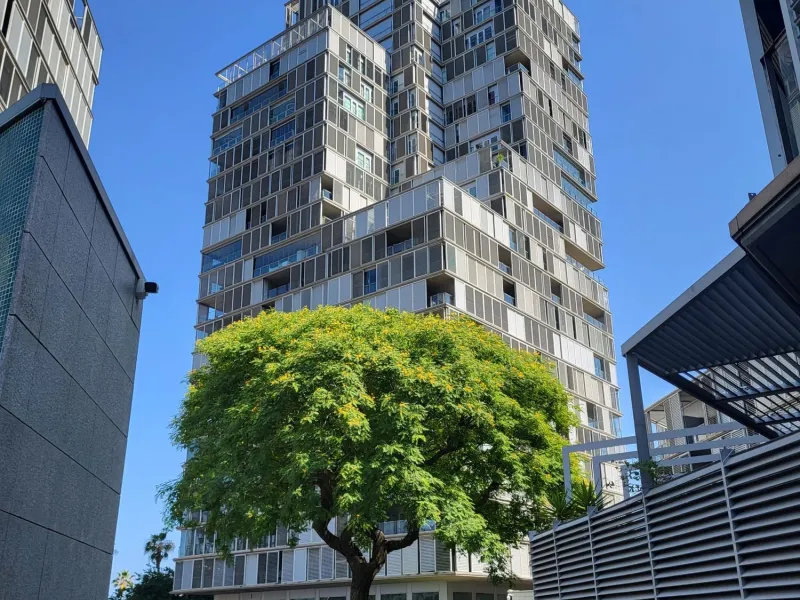 Luxury Sea-Front Apartment with Panoramic Terrace – Diagonal Mar, Barcelona