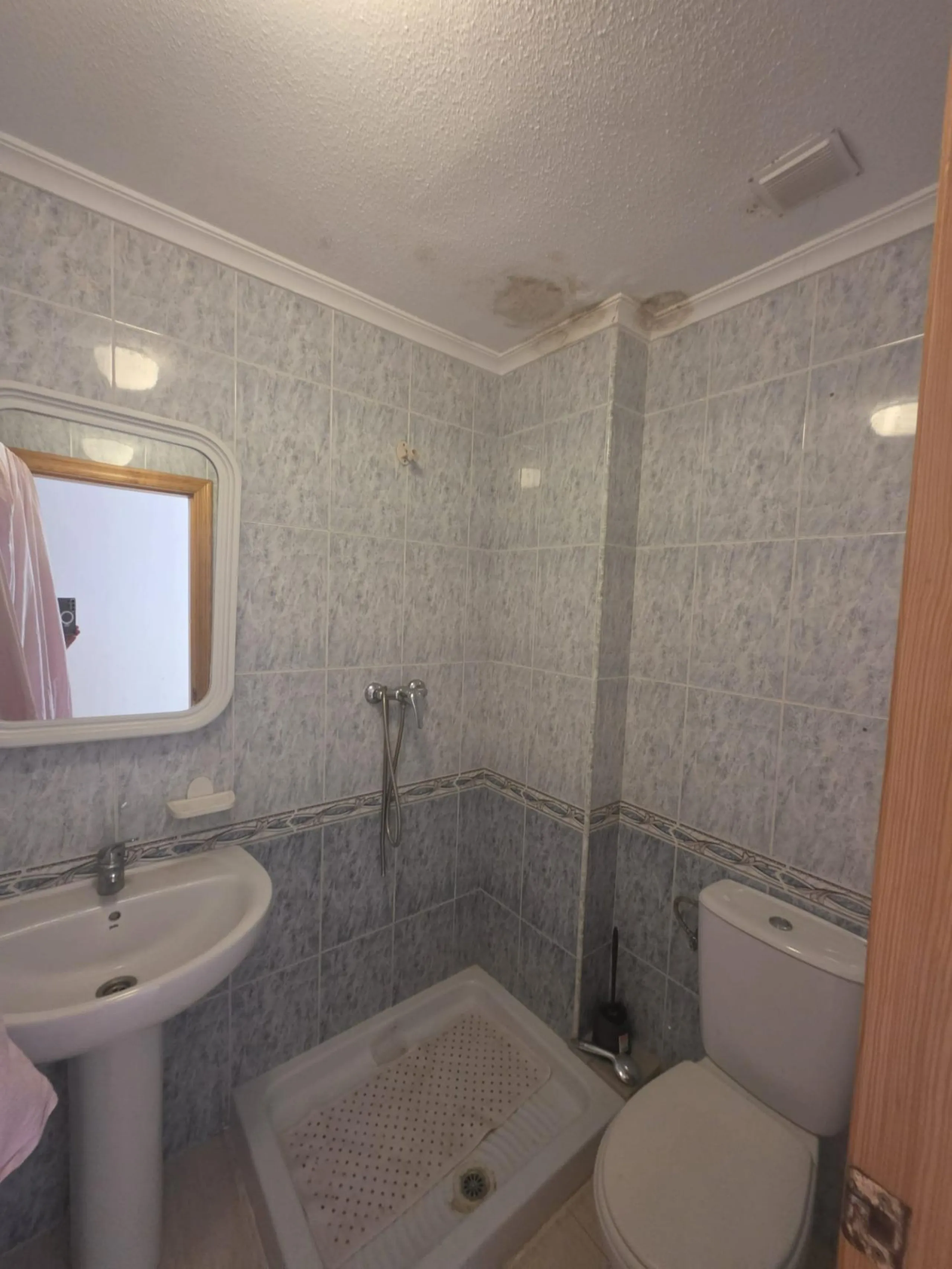 TORREVIEJA 3 HABS 2 BAÑOS TERRAZA 136.000 €