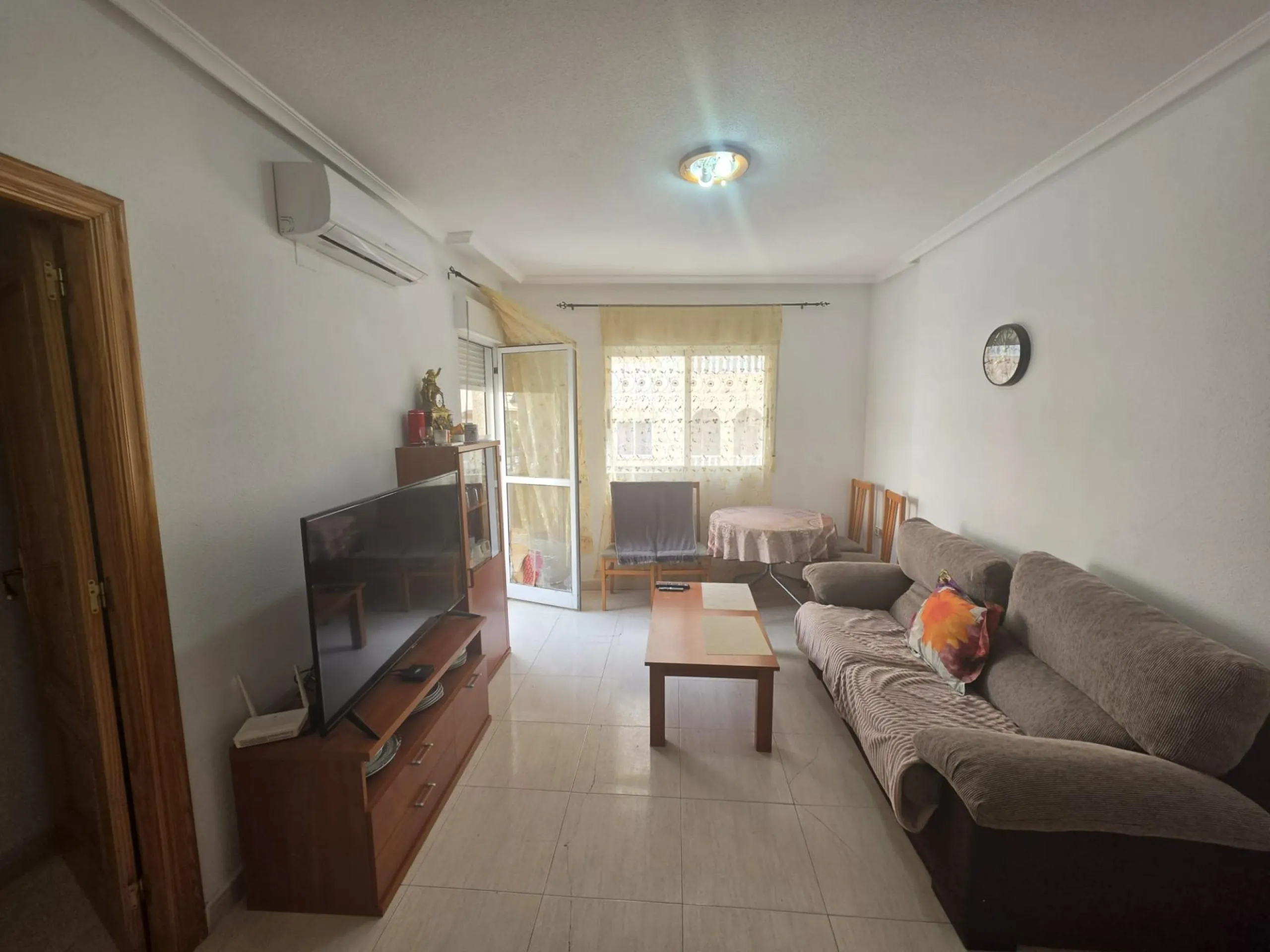 TORREVIEJA 3 HABS 2 BAÑOS TERRAZA 136.000 €