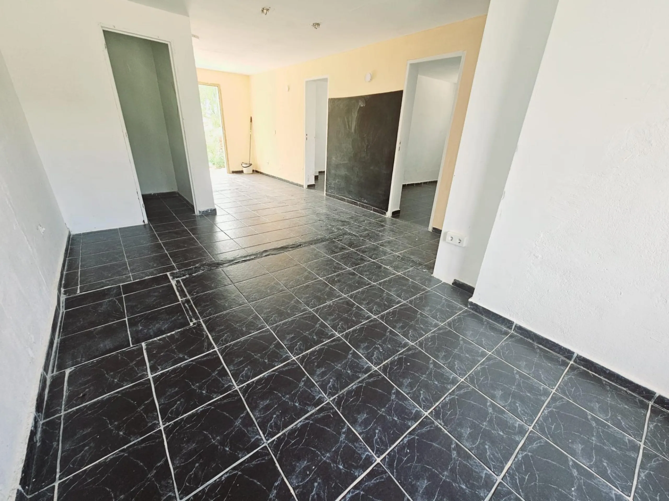CHALET TO RENOVATE IN LOS BALCONES WITH TWO FLOORS