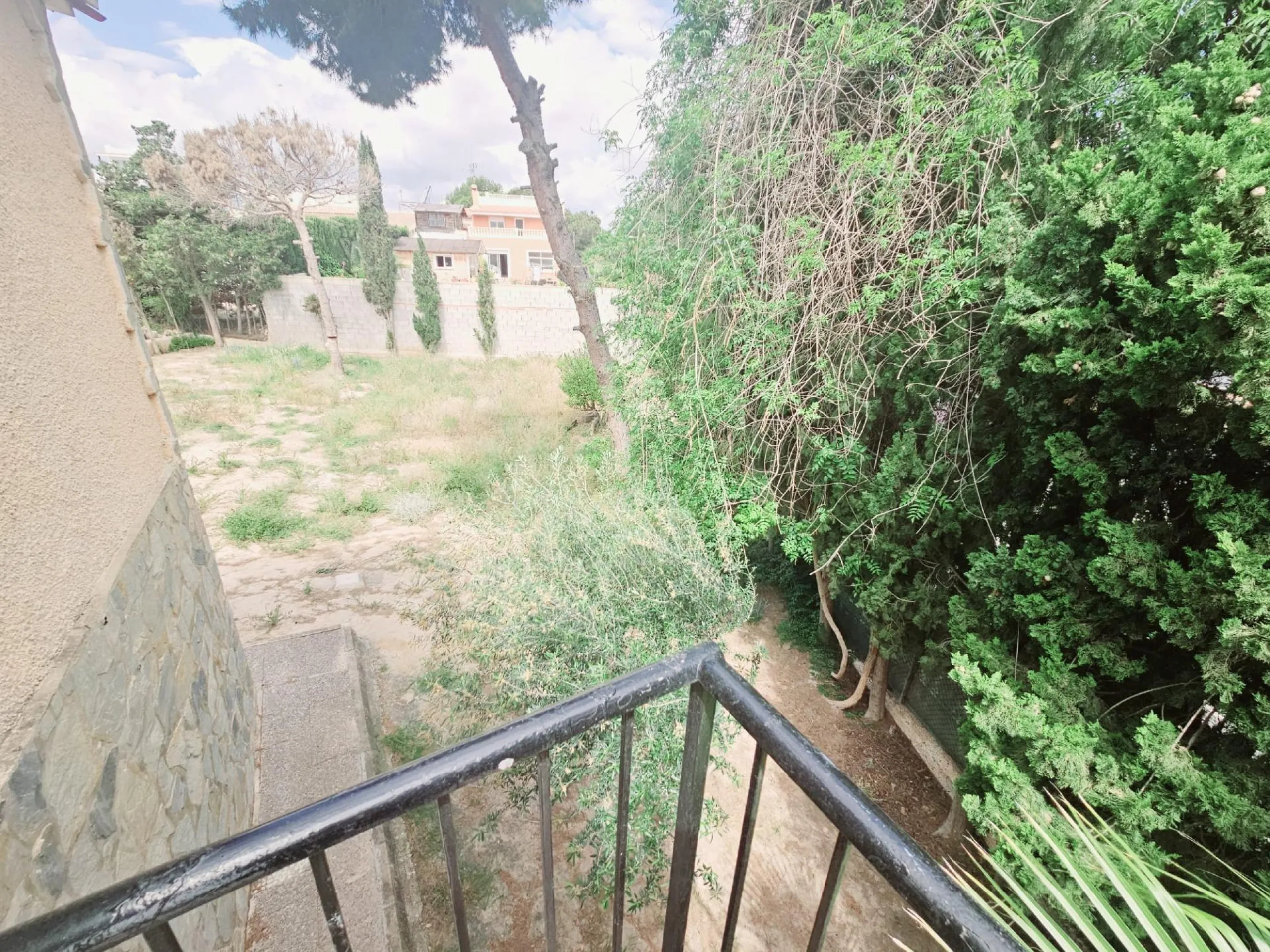 CHALET TO RENOVATE IN LOS BALCONES WITH TWO FLOORS