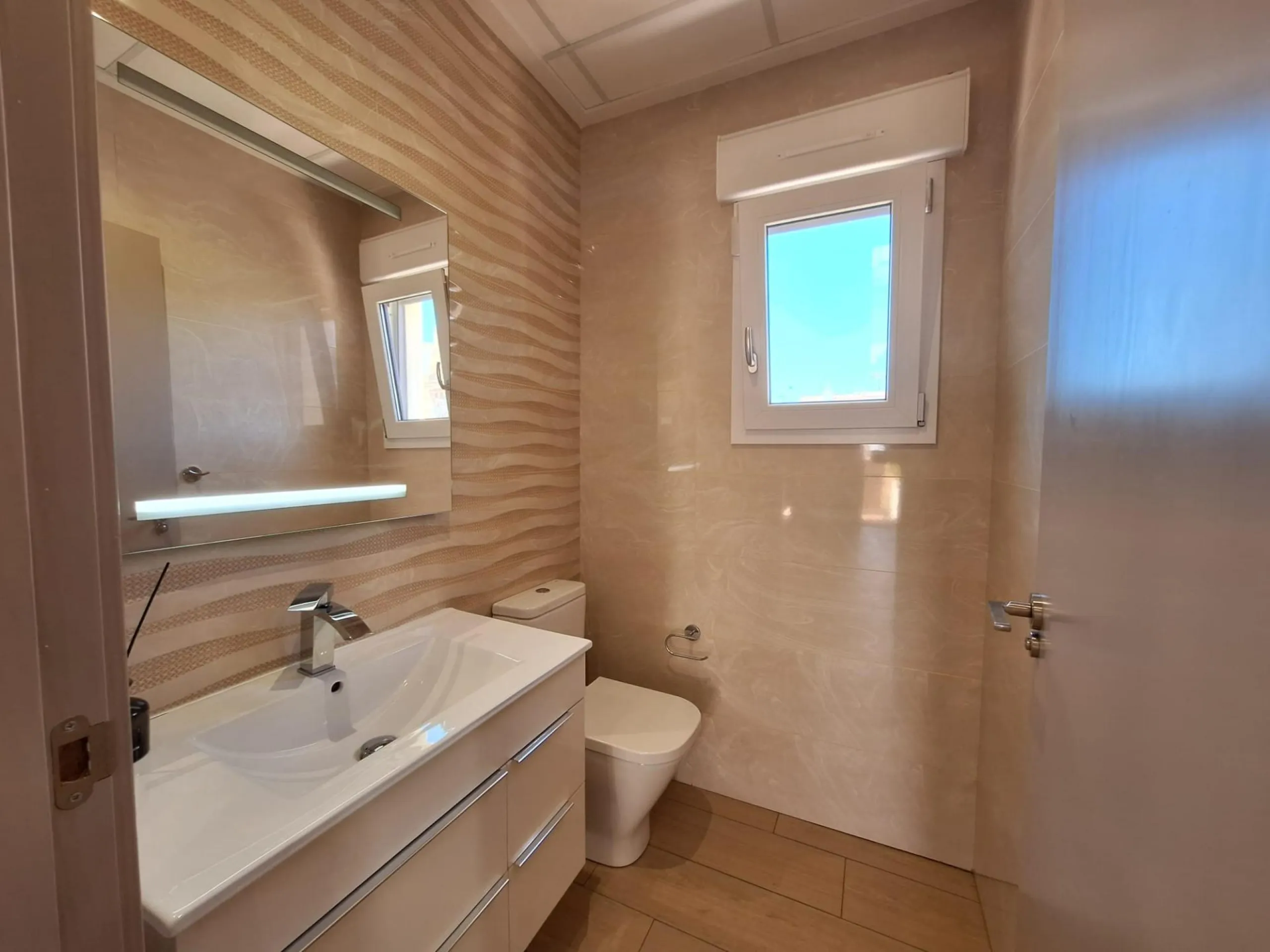 Exquisita Villa Moderna en Torreblanca, Torrevieja
