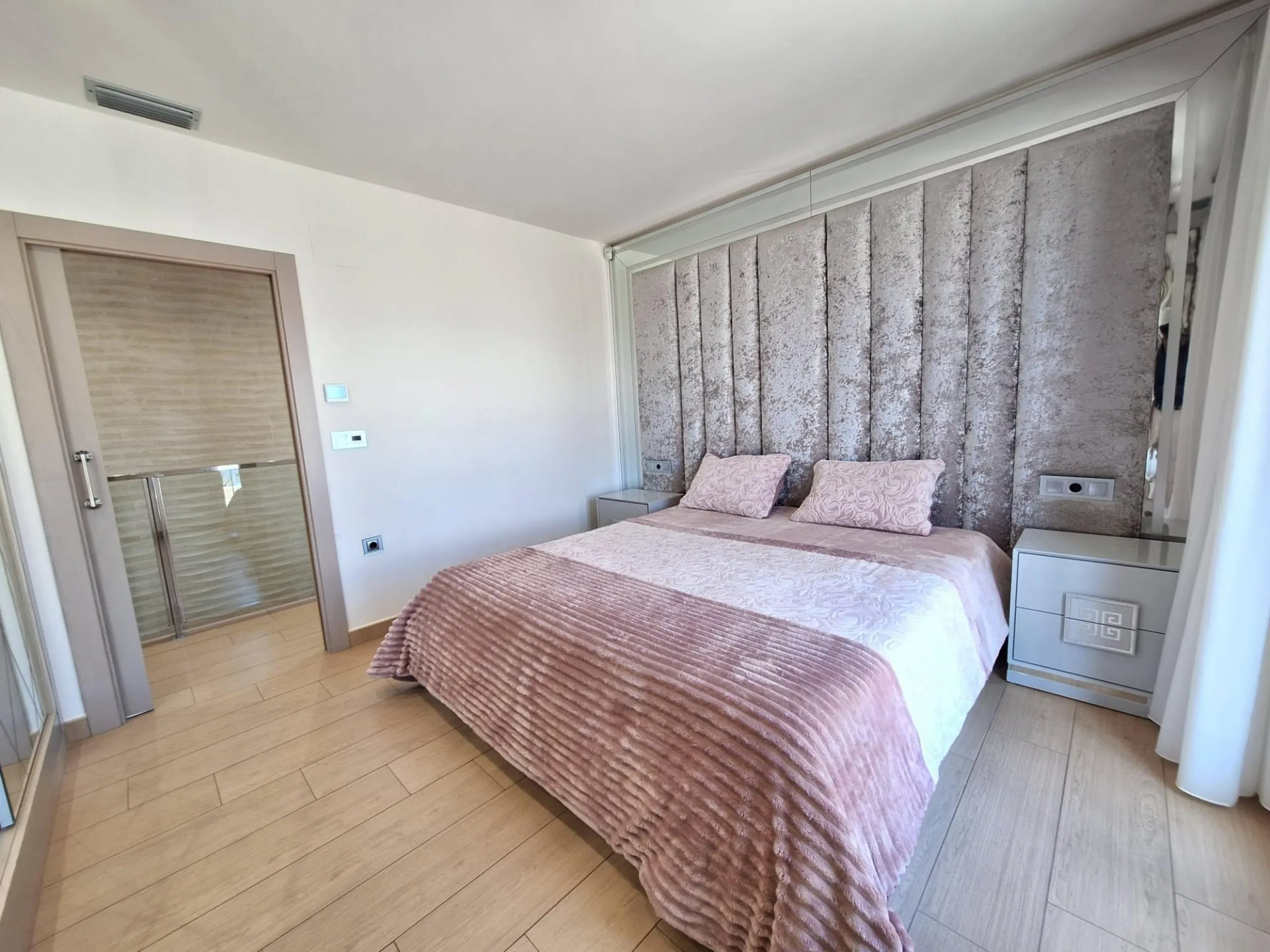 Exquisita Villa Moderna en Torreblanca, Torrevieja