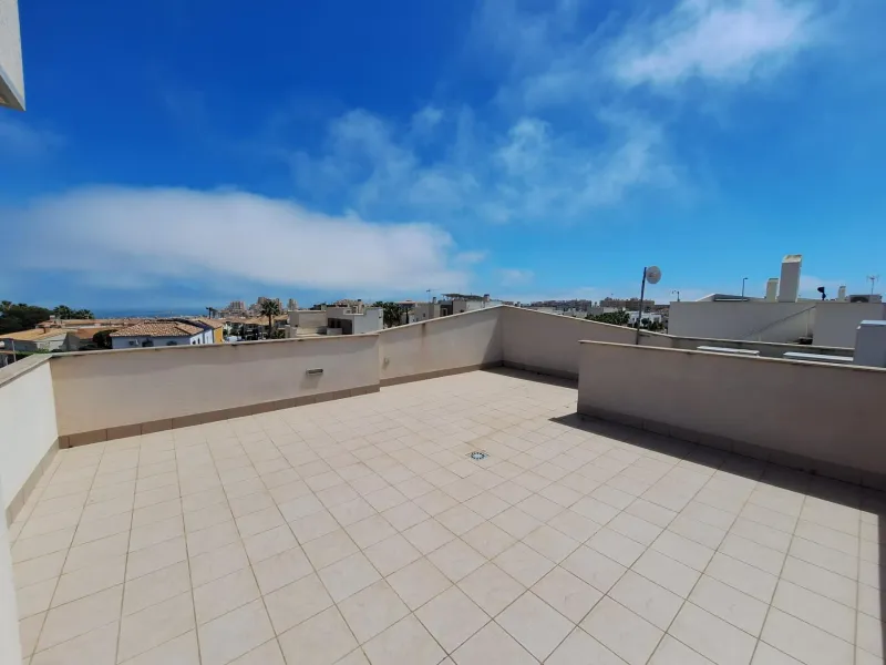 Exquisita Villa Moderna en Torreblanca, Torrevieja