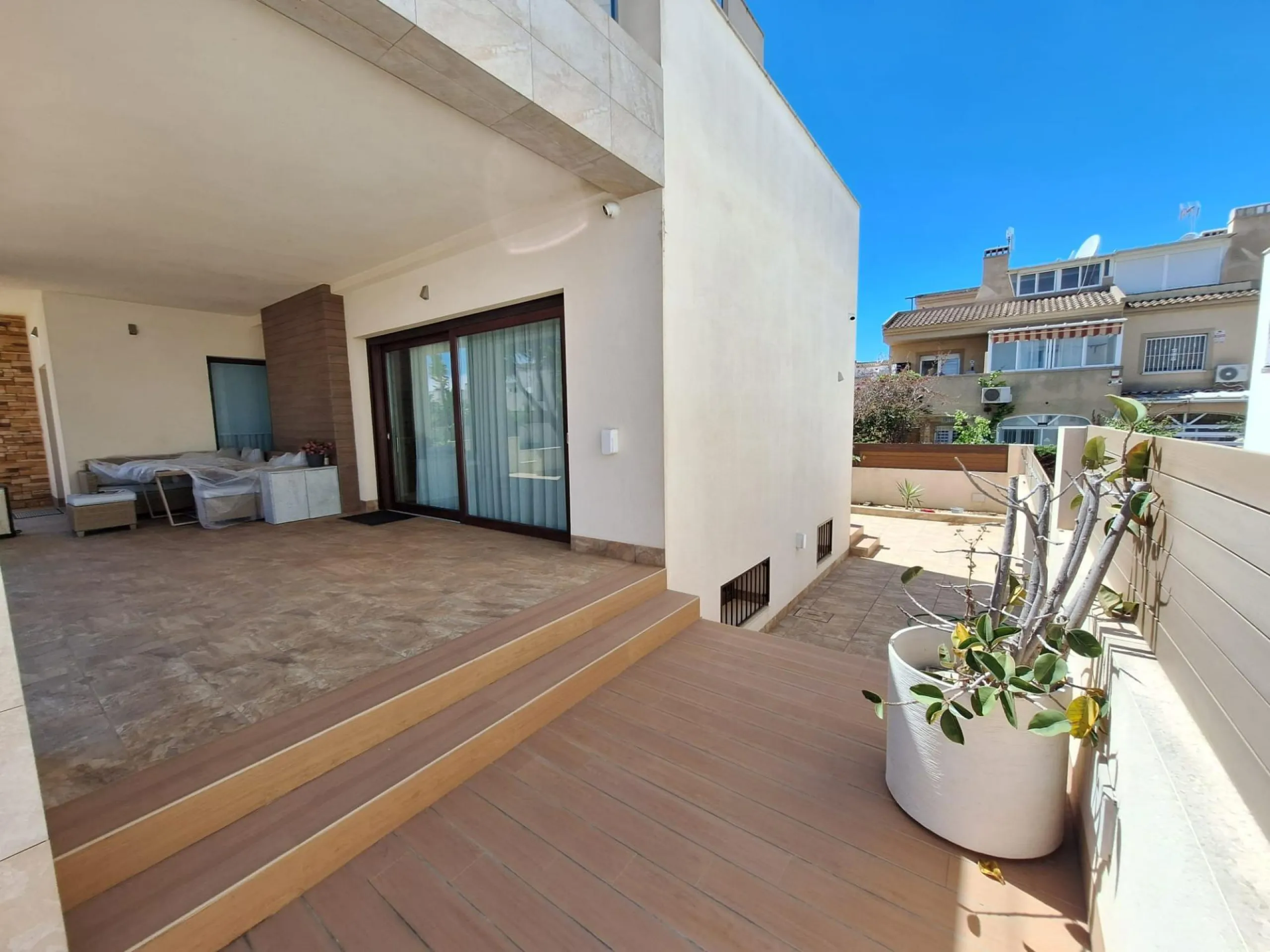 Exquisita Villa Moderna en Torreblanca, Torrevieja