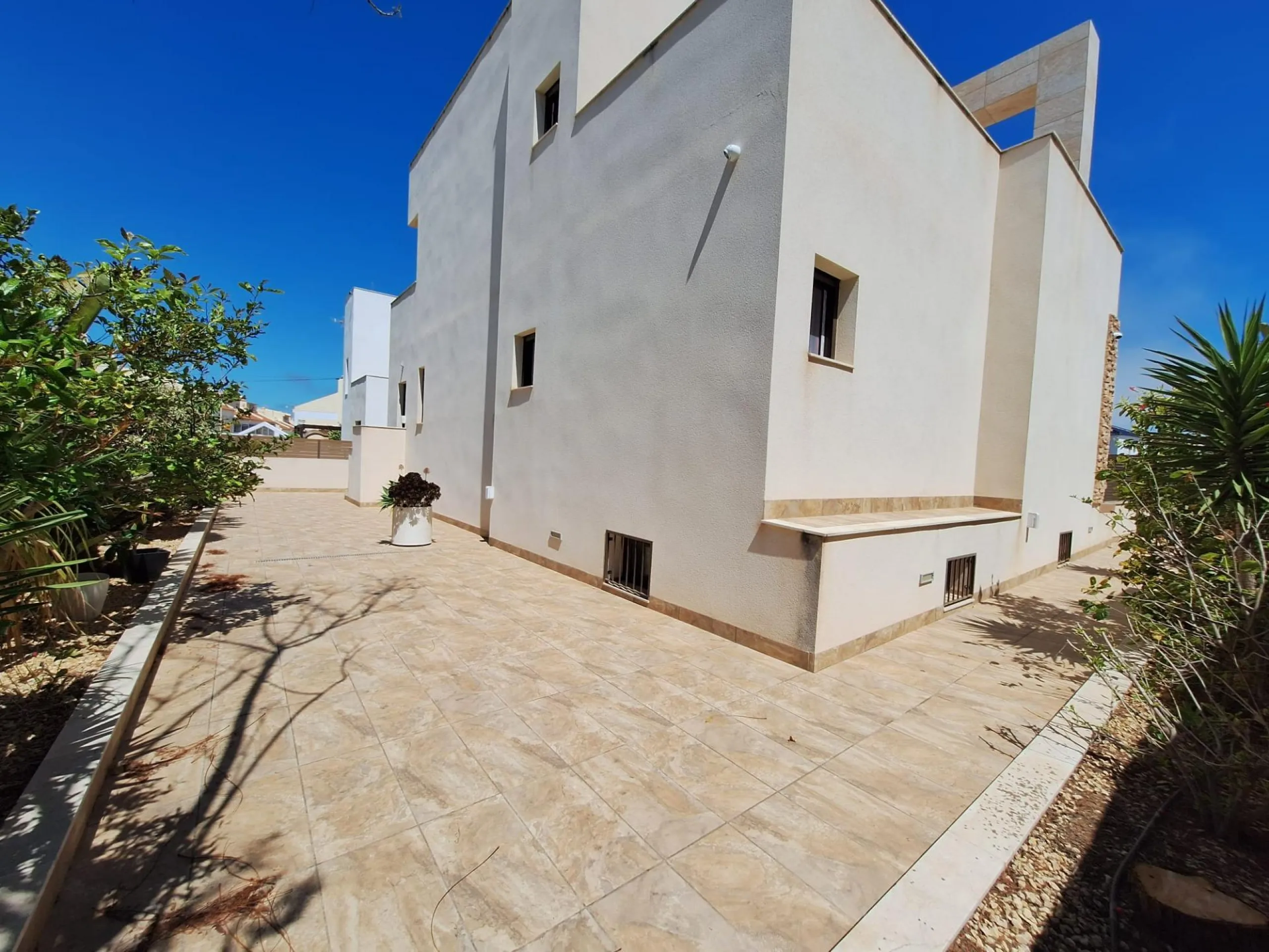 Exquisita Villa Moderna en Torreblanca, Torrevieja