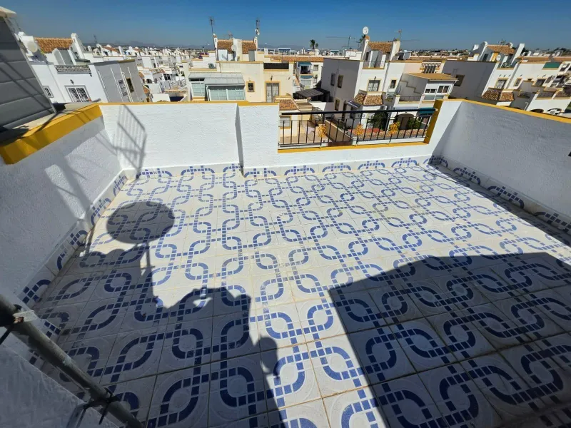GREAT TOWNHOUSE, 3 BEDROOMS, 2 BATHROOMS, POOL