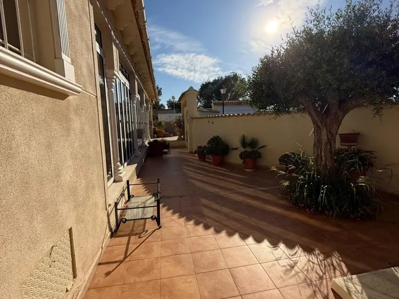 Spectacular Villa in Villamartin with Direct Sea Views