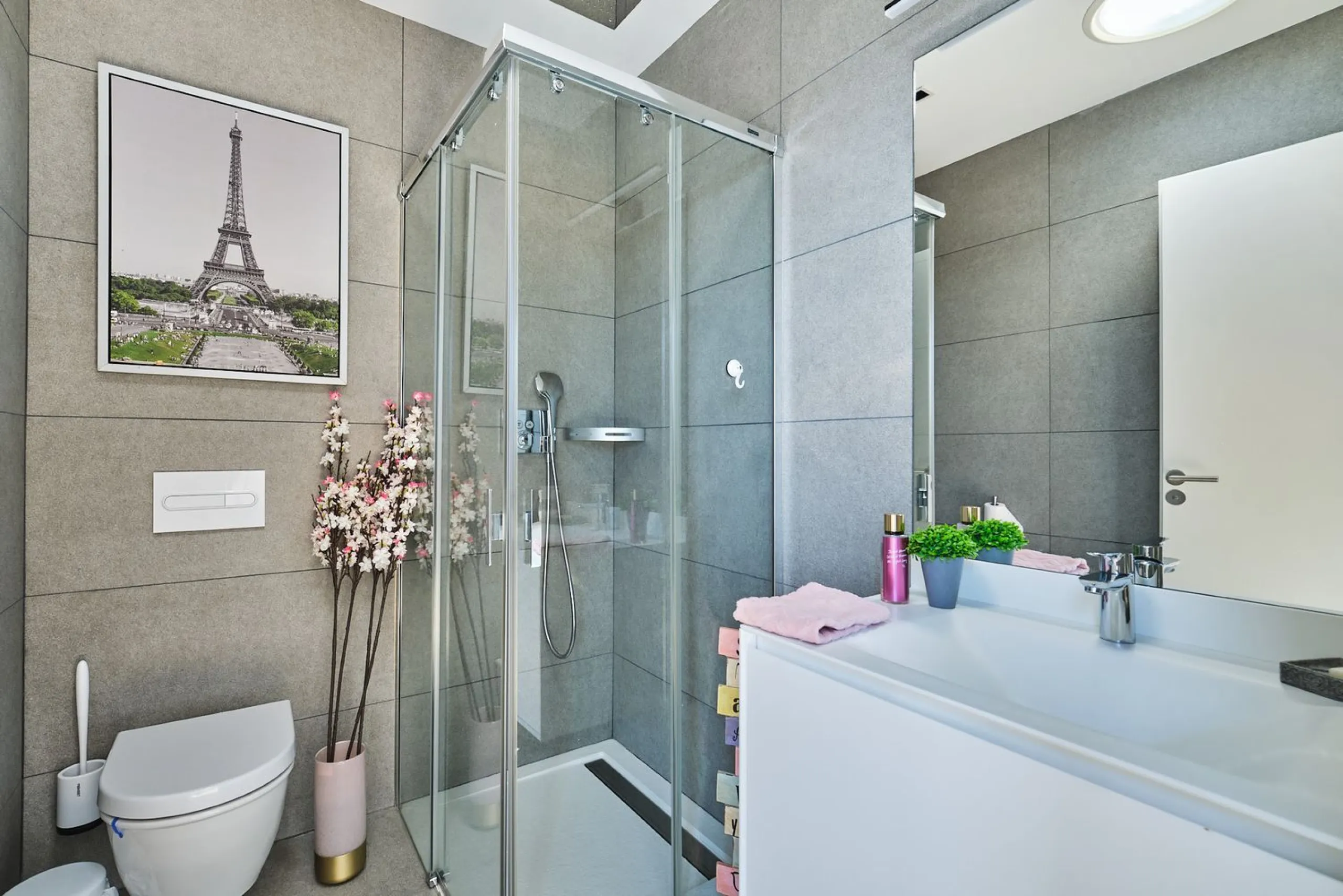 Luxury Villa with Terraces and Pool in Sarria, Barcelona