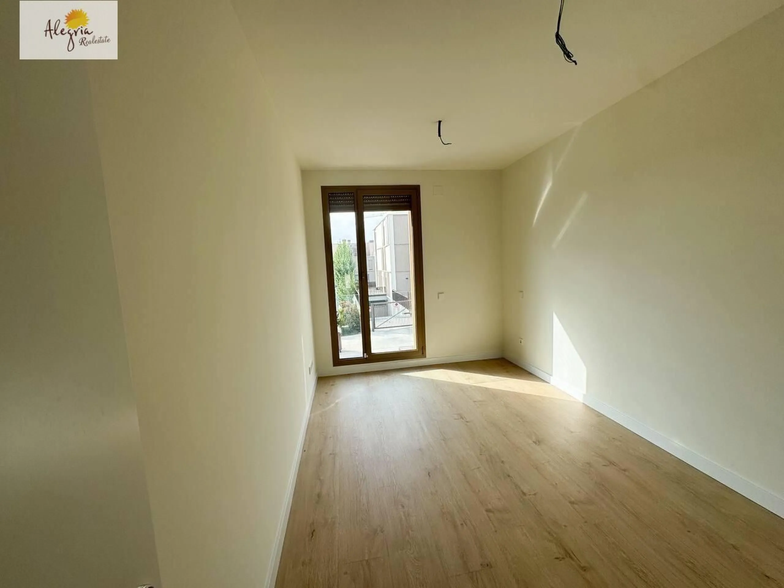 🏡 Таунхаус в аренду | Godella, урбанизация Campolivar